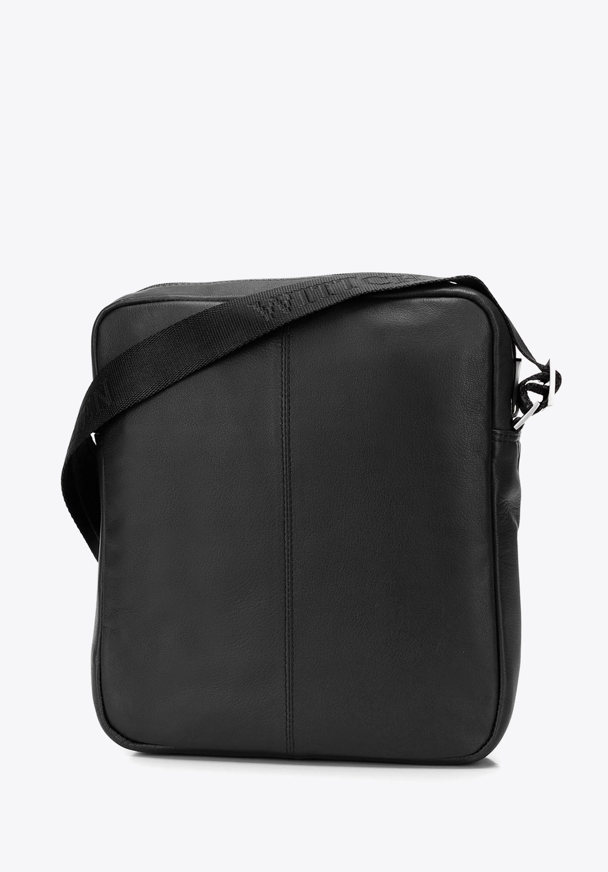 Męska listonoszka skórzana stębnowana średnia