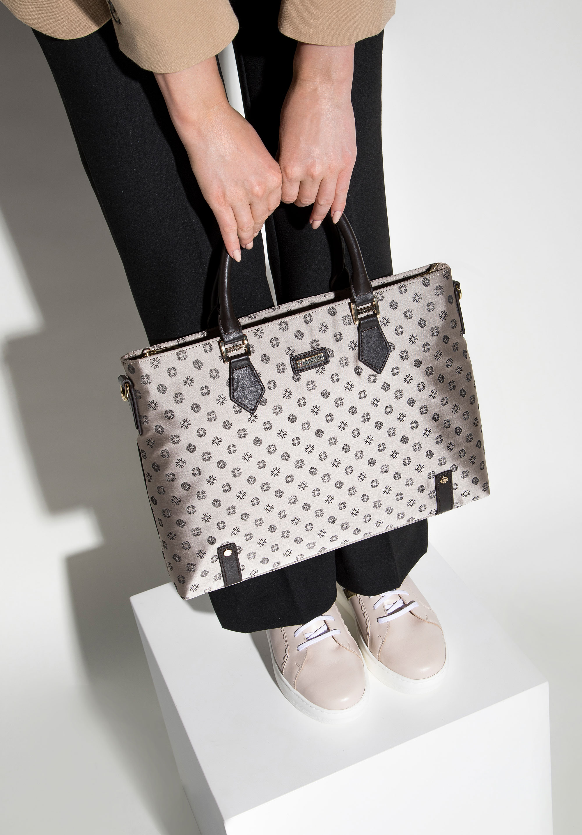 Damska torba na laptopa 12” z żakardu z opaskami ze skóry