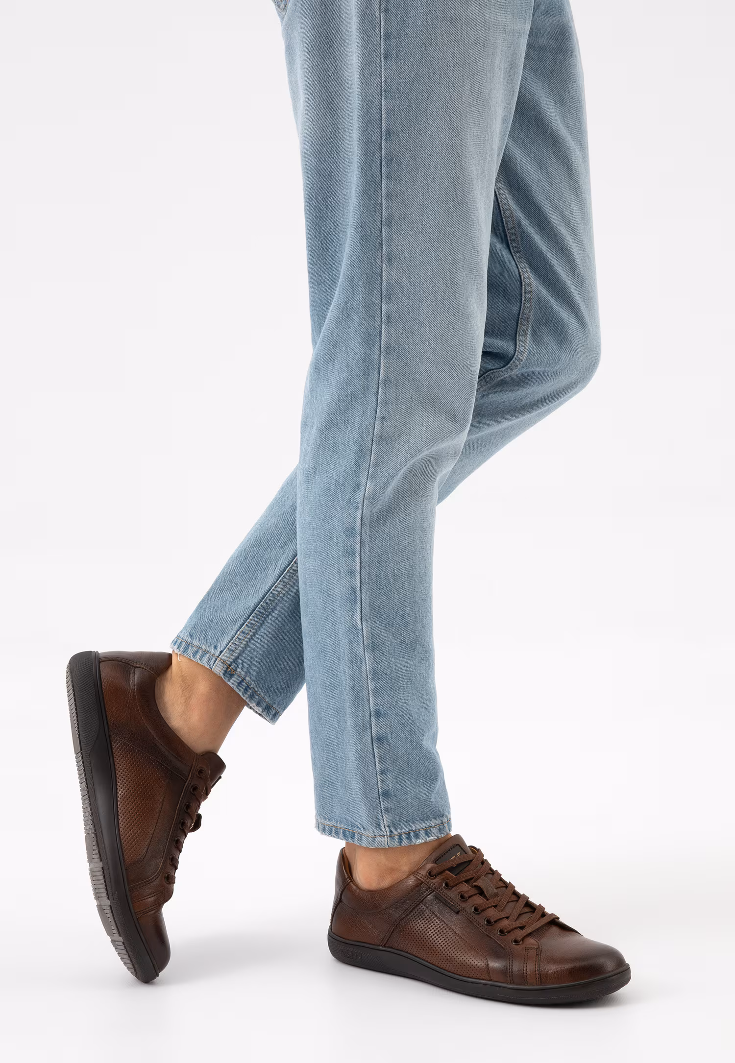 Czarne skórzane trampki męskie