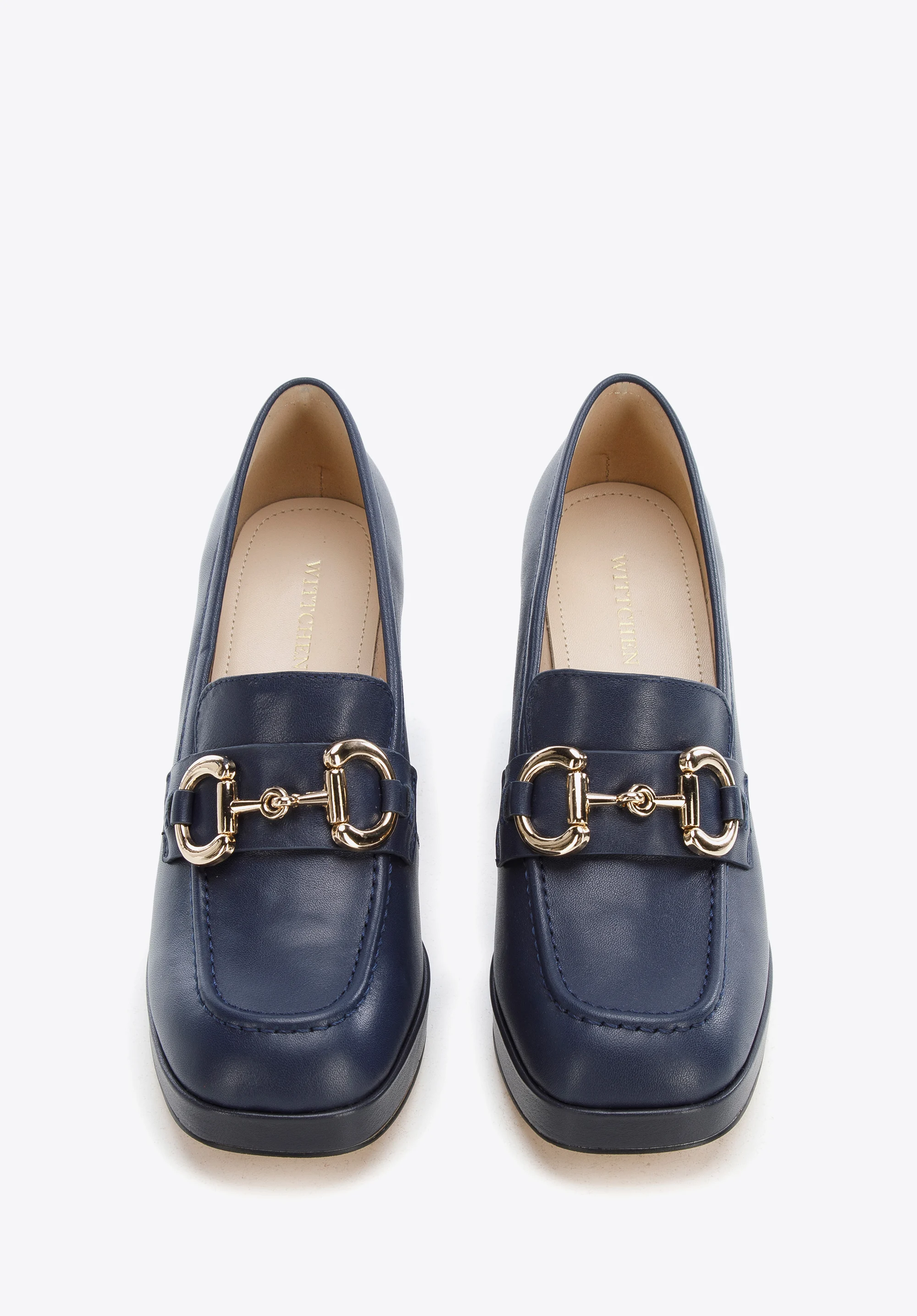 Czółenka skórzane z klamerką na platformie