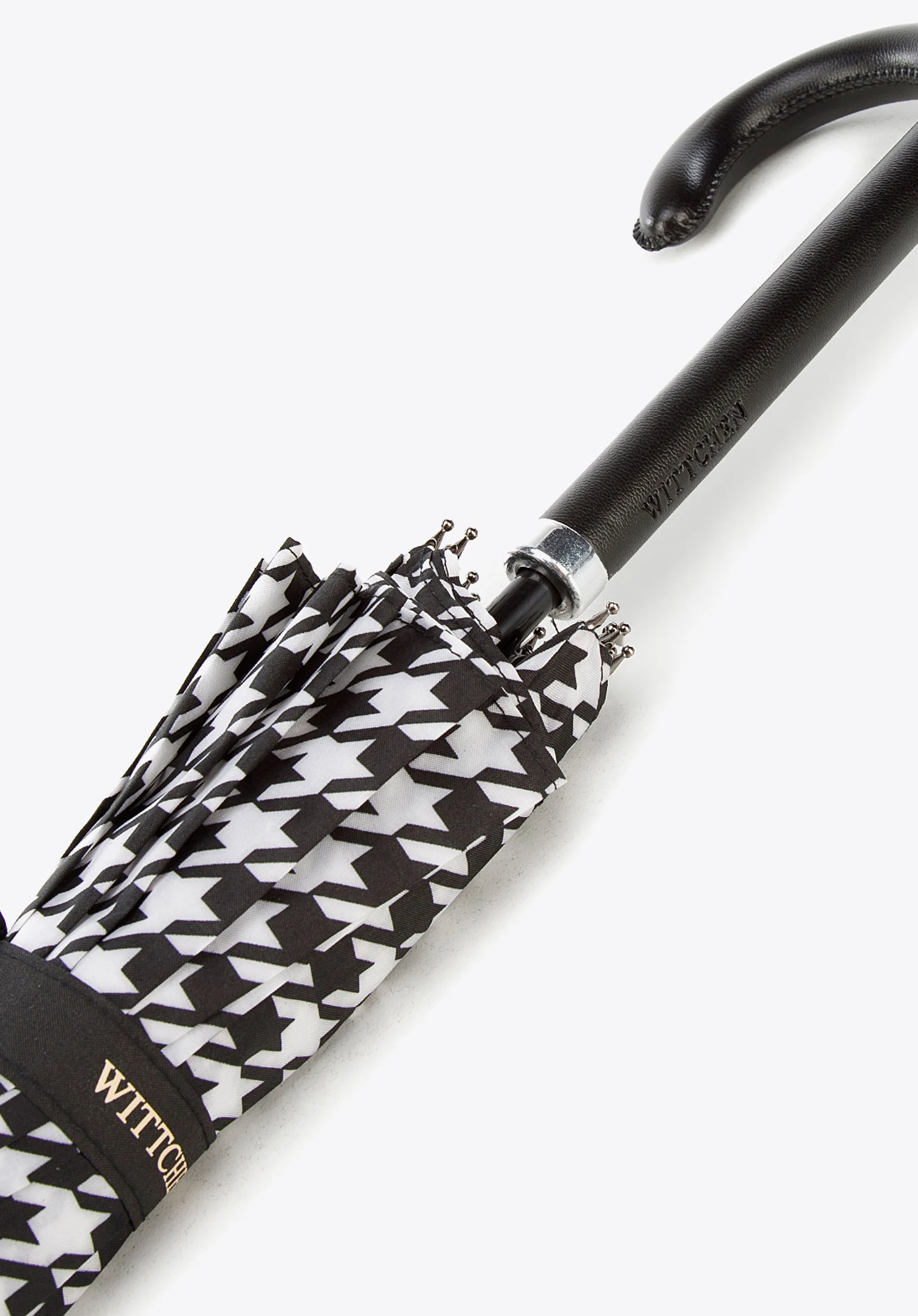 Parasol półautomatyczny szeroki