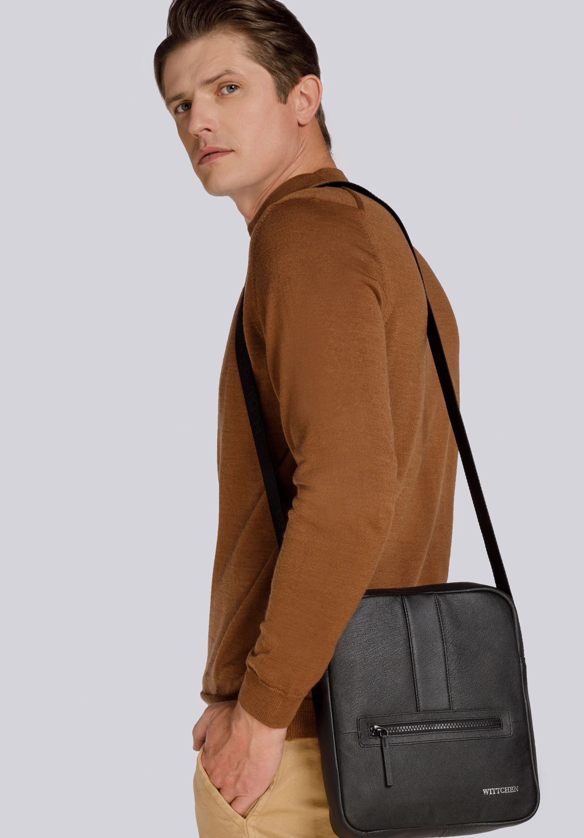 Męska listonoszka skórzana stębnowana średnia