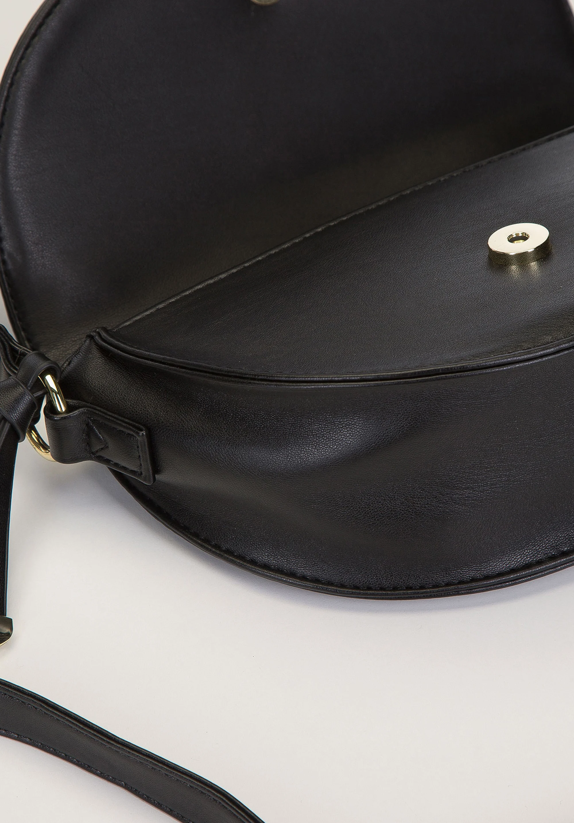 Damska listonoszka z rzemykiem