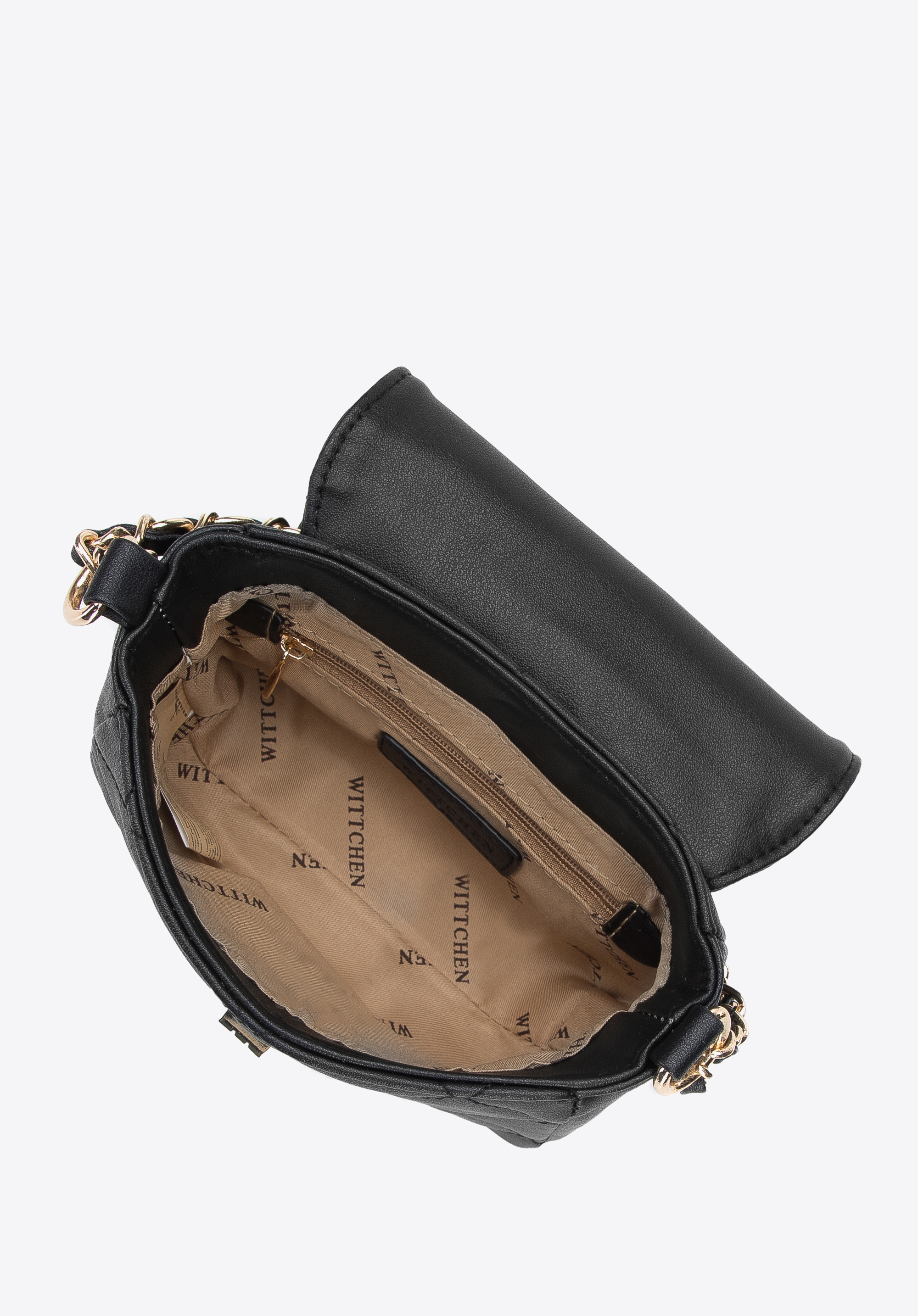 Minitorebka z pikowanej ekoskóry z nitami na łańcuszku