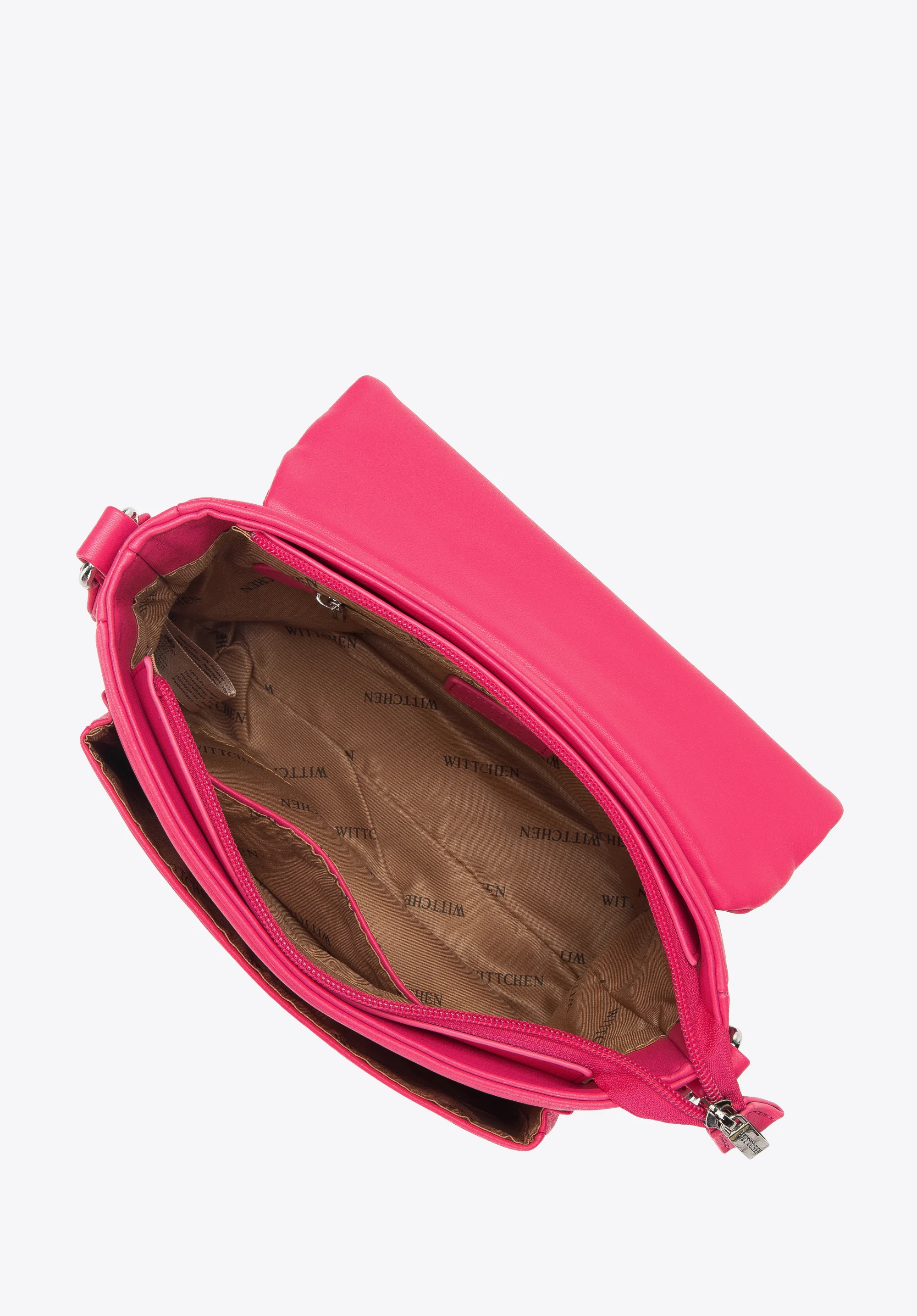 Damska listonoszka z miękkiej ekoskóry z pikowaną klapą mała