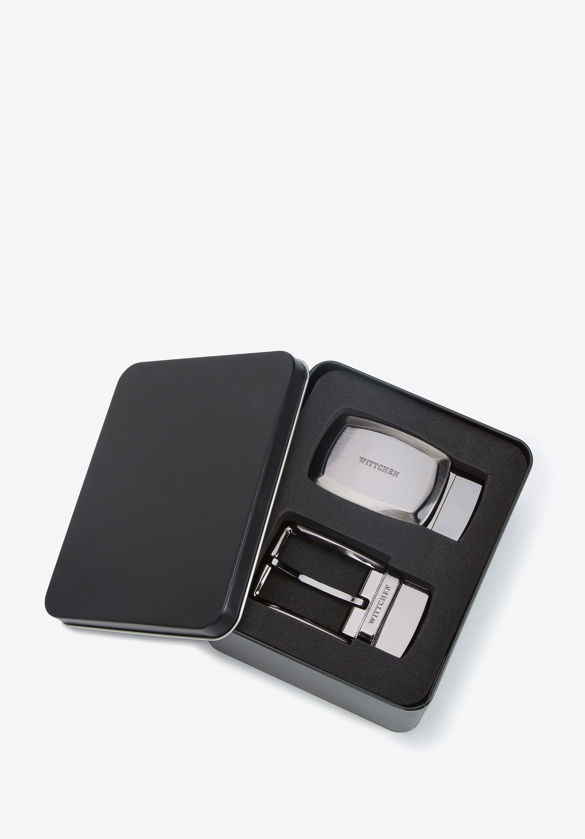 Męski pasek skórzany z wymienną klamrą