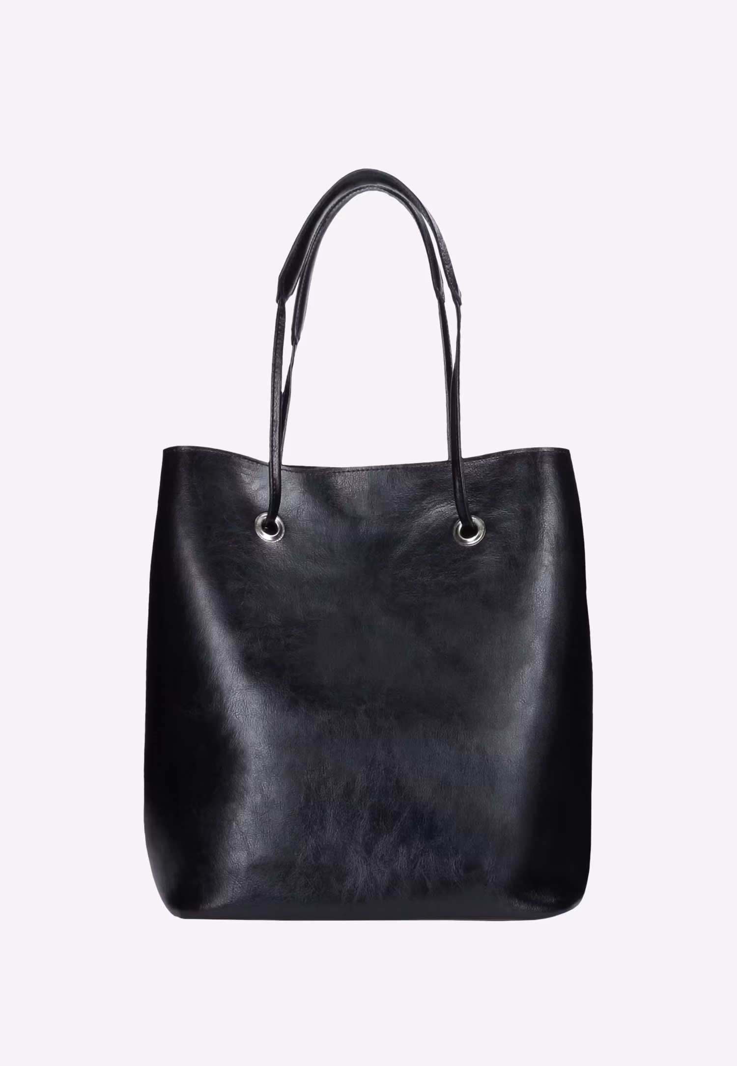 Czarna torebka damska z dwoiny foliowanej