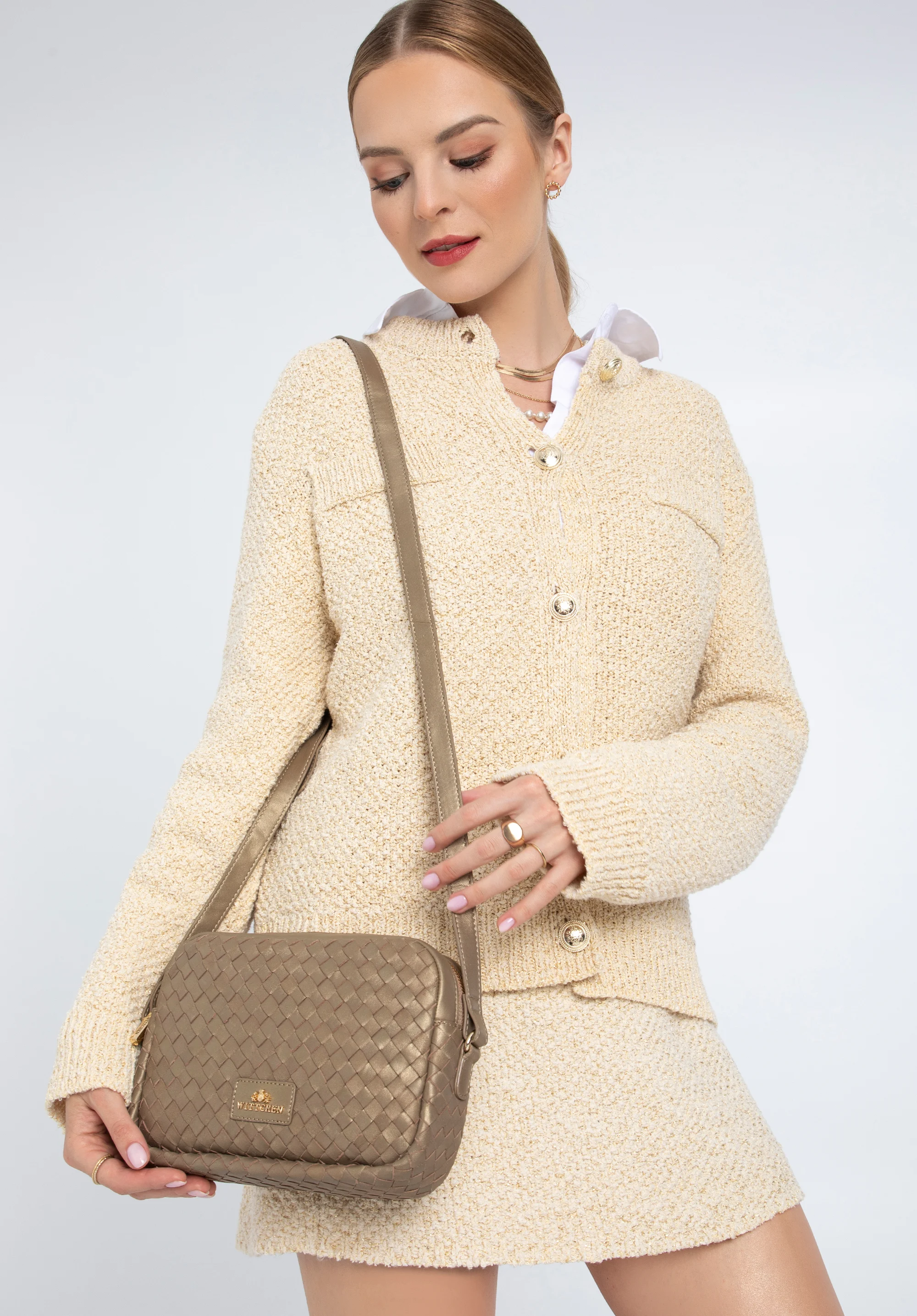 Damska listonoszka ze skórzanej plecionki mała