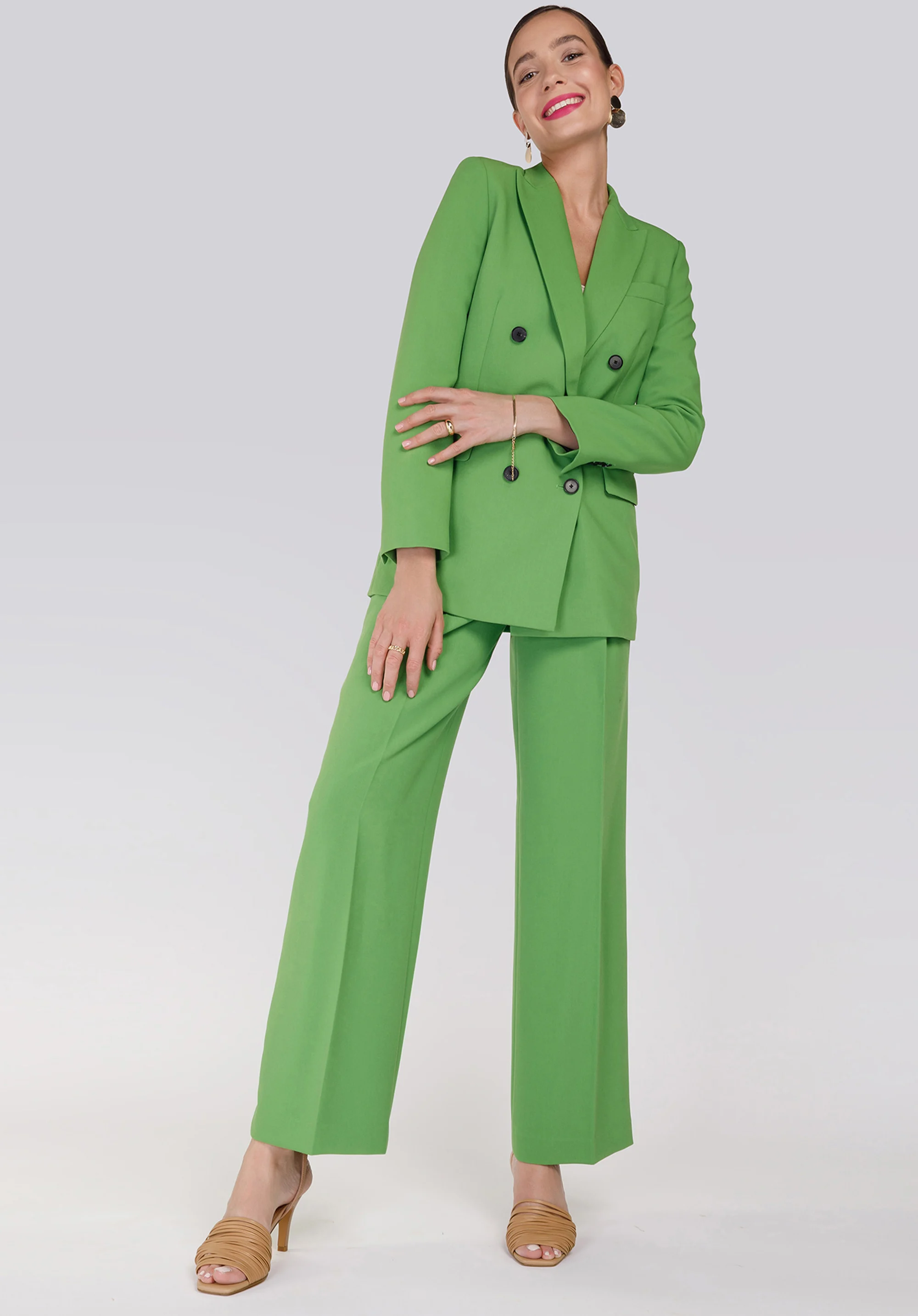 Damskie sandały skórzane z paseczkami na szpilce