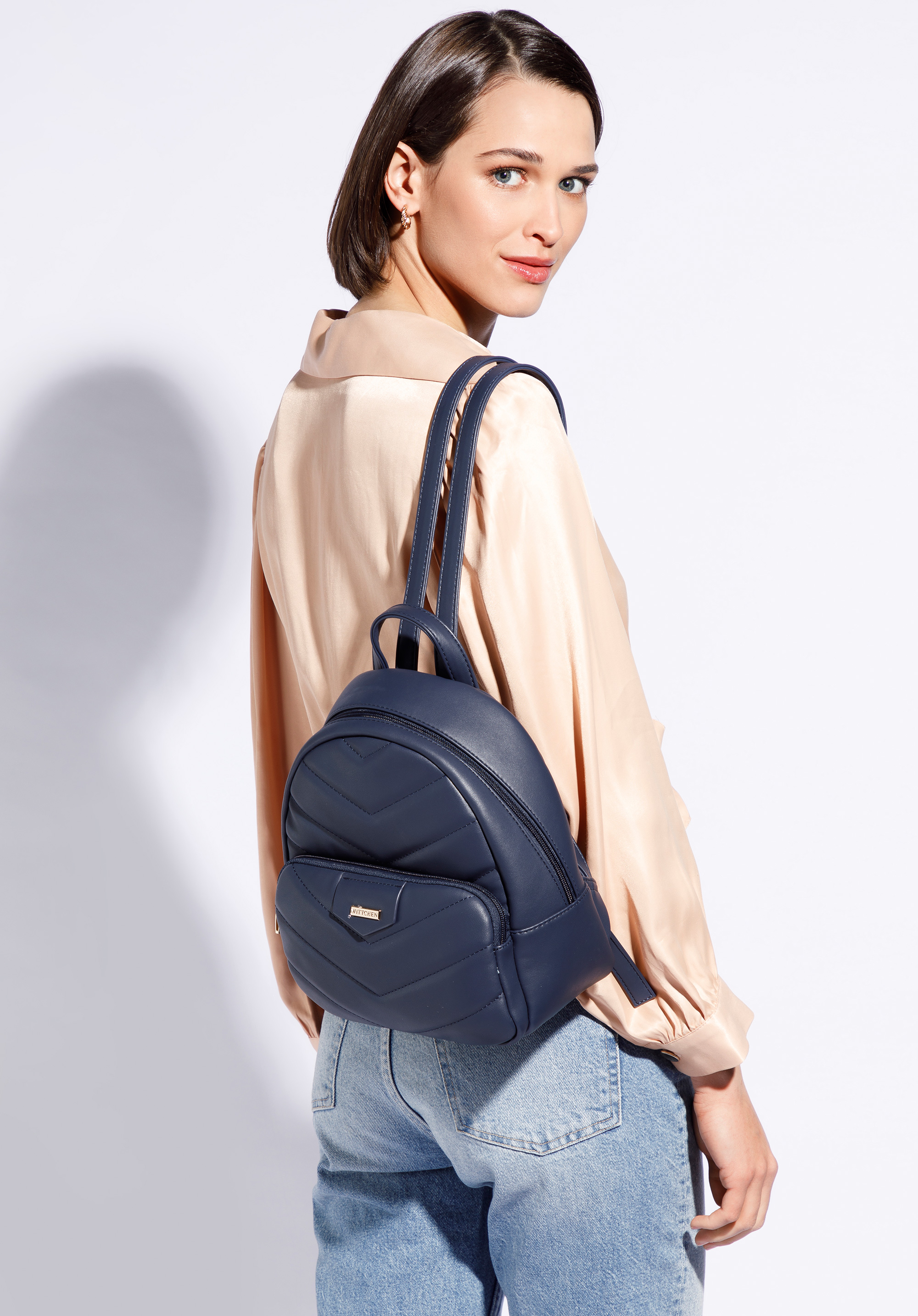 Damski plecak z miękkiej ekoskóry pikowany