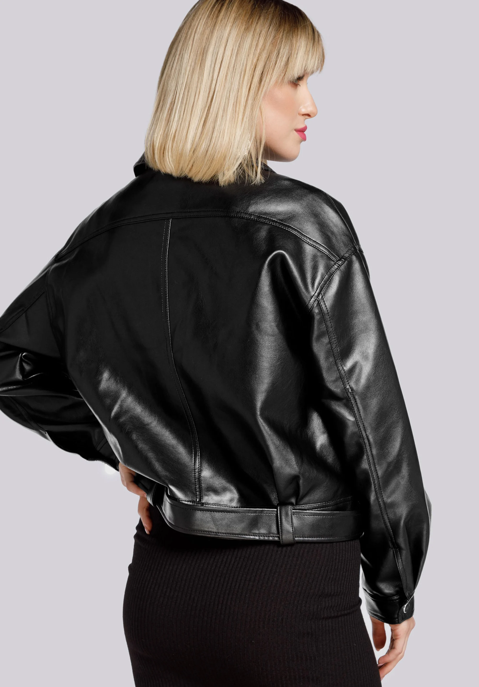 Damska ramoneska oversize z paskiem