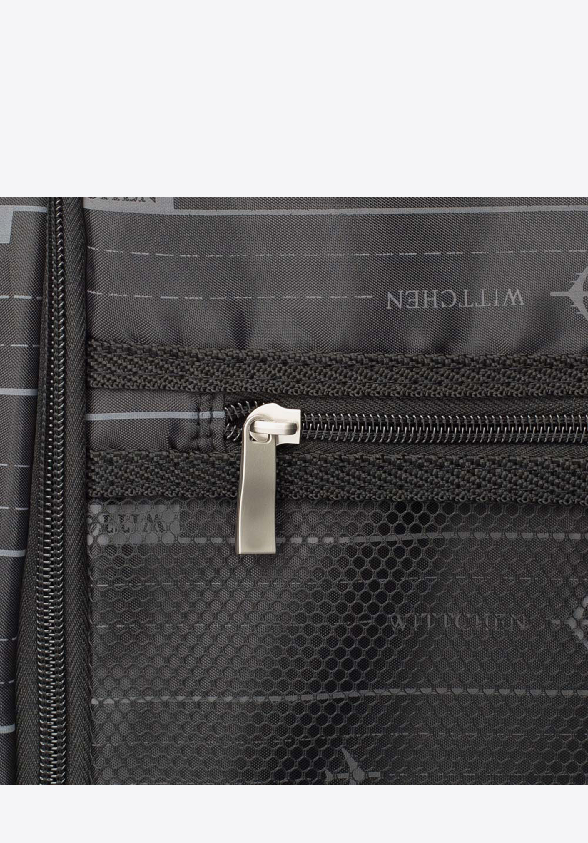 Walizka kabinowa z polipropylenu żłobiona