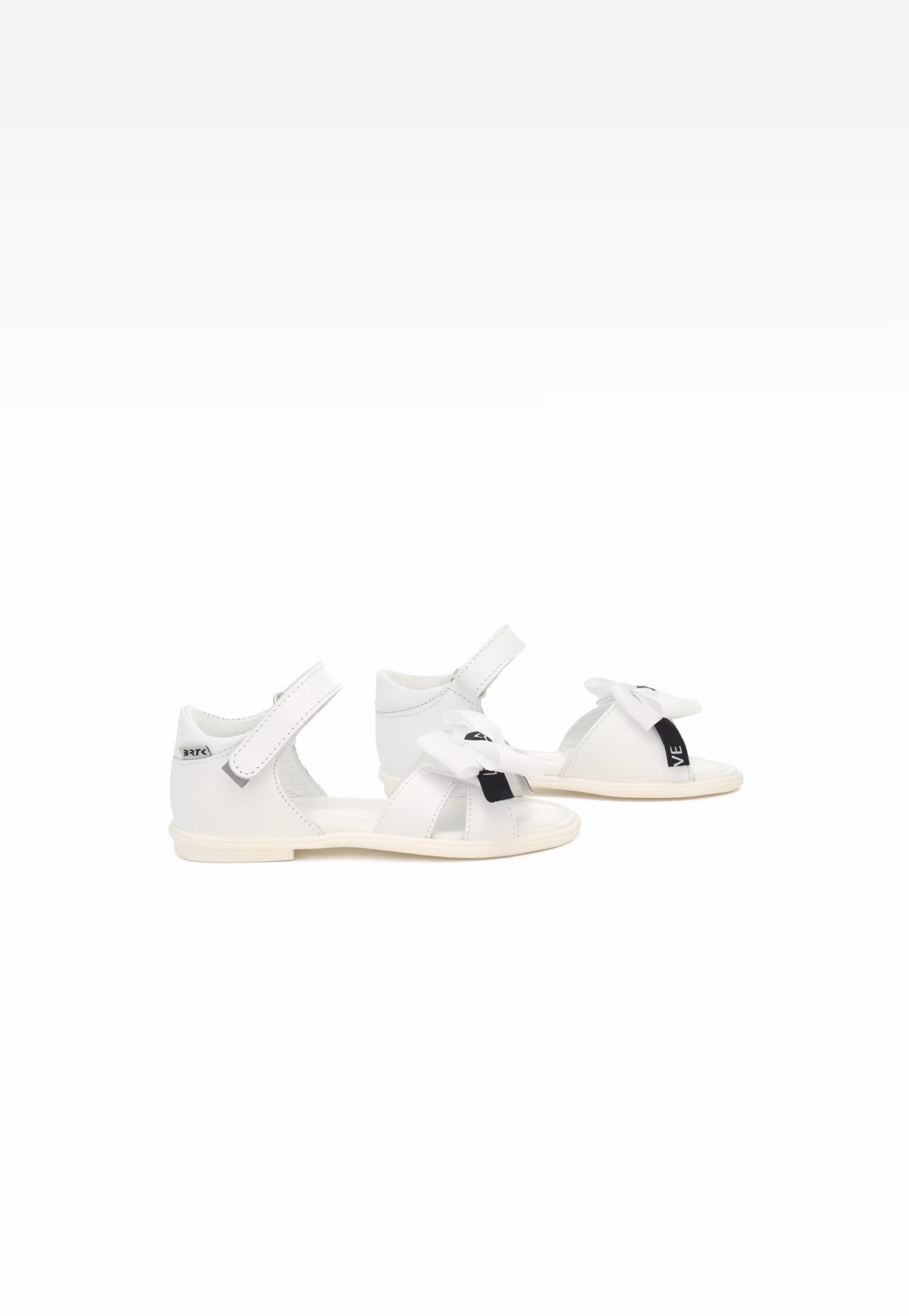 Sandały BARTEK 19041001, dla dziewcząt, biały