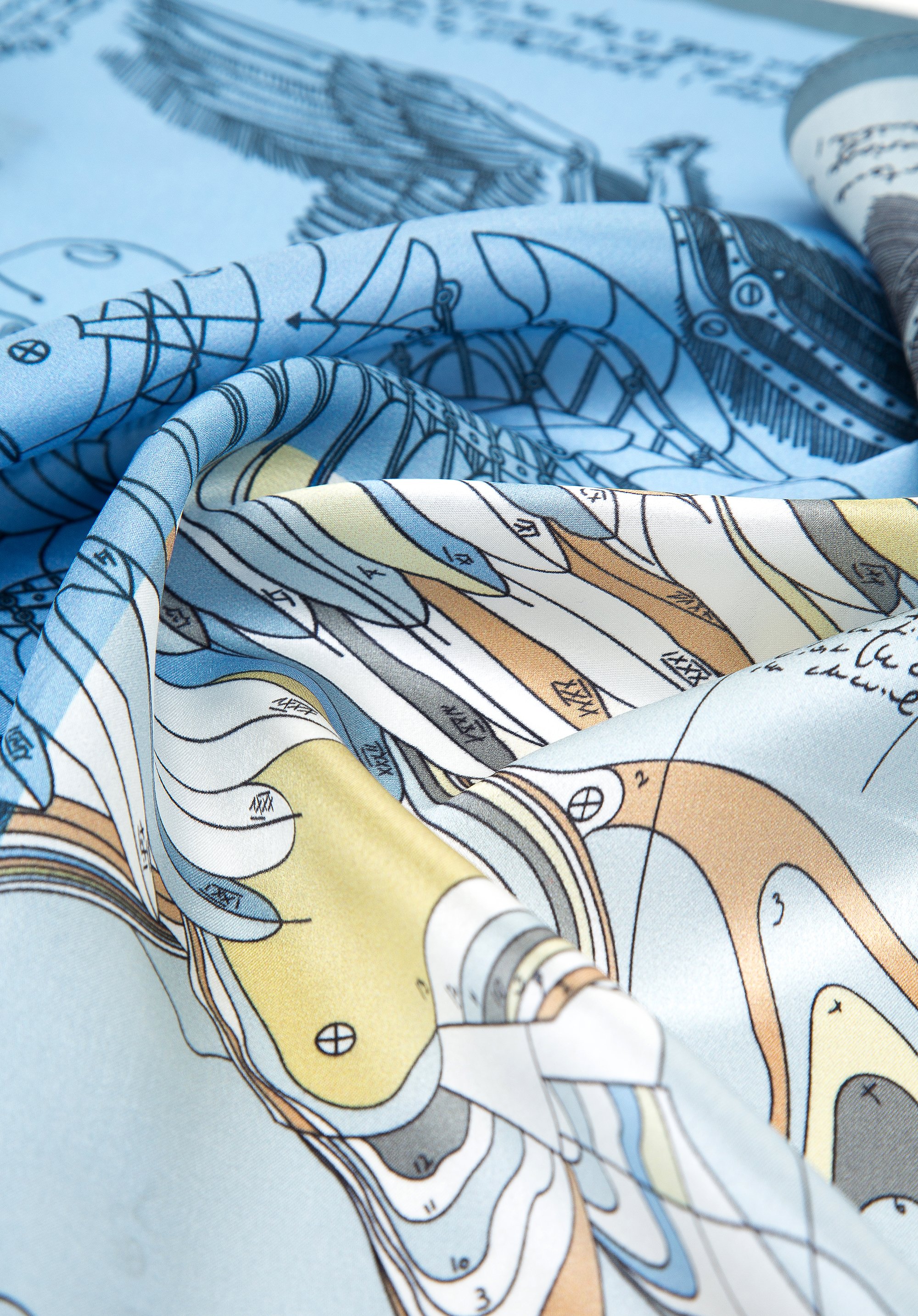 Damska apaszka jedwabna we wzory