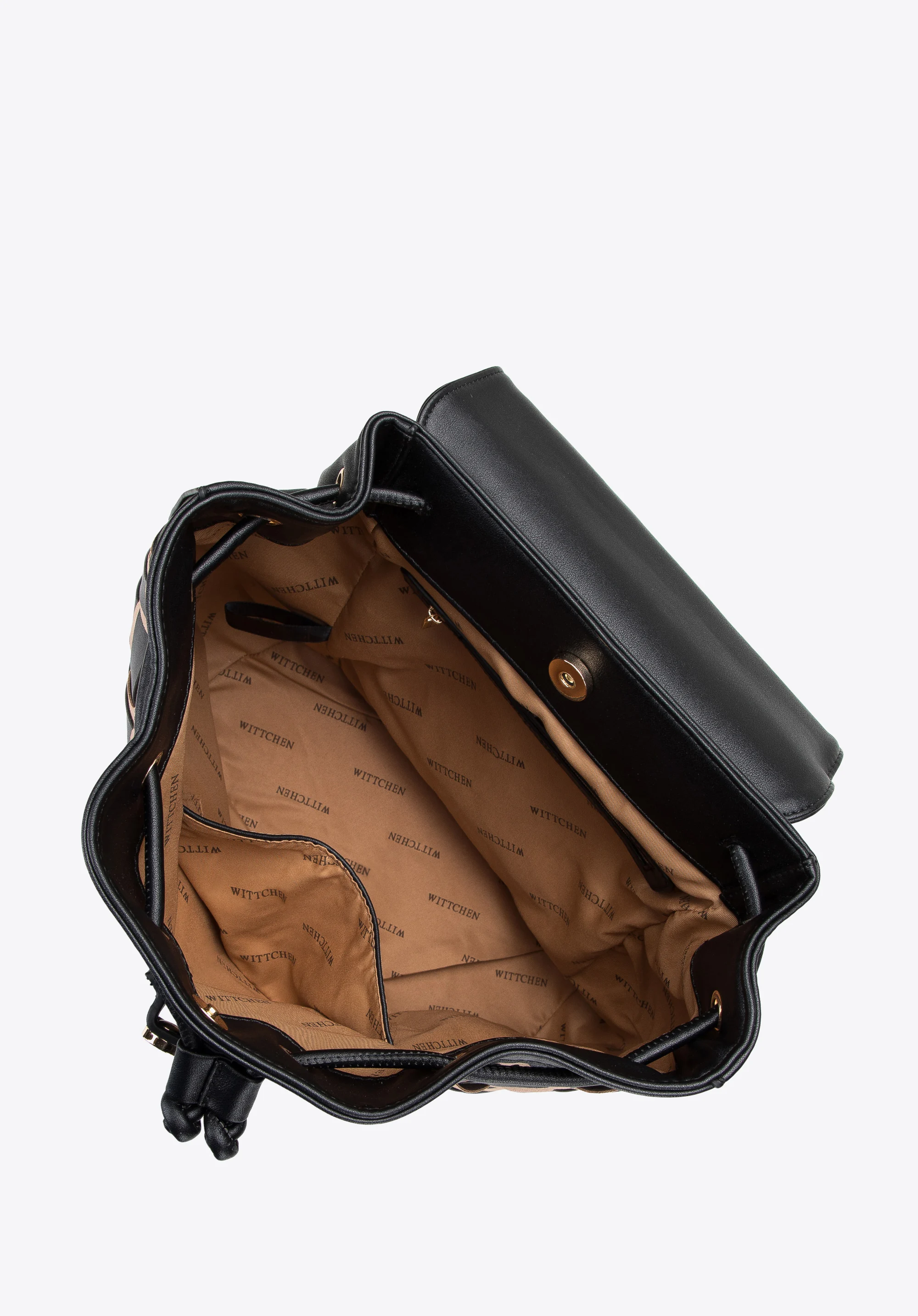 Damski plecak z plecionką na przodzie