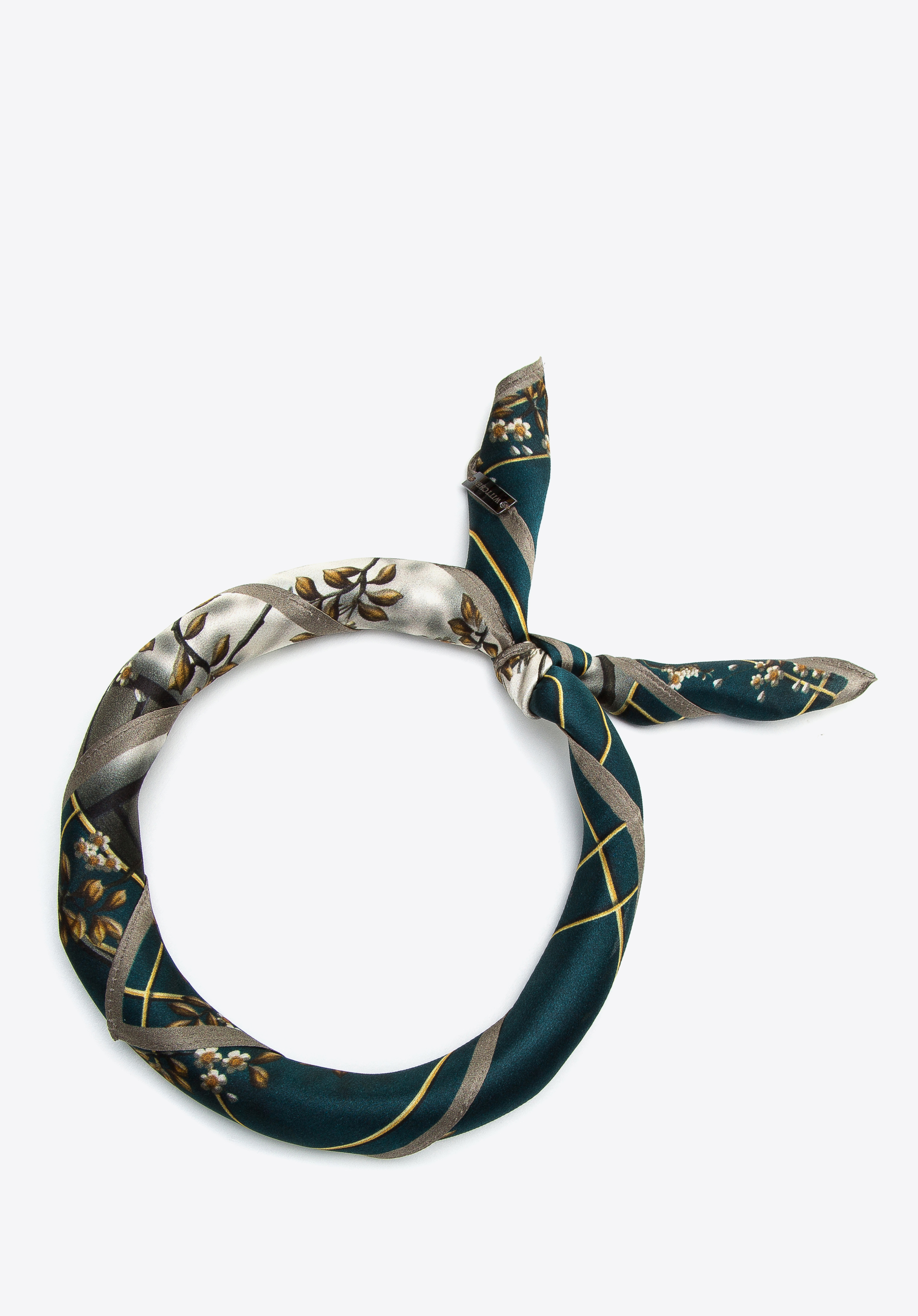 Damska apaszka jedwabna we wzory