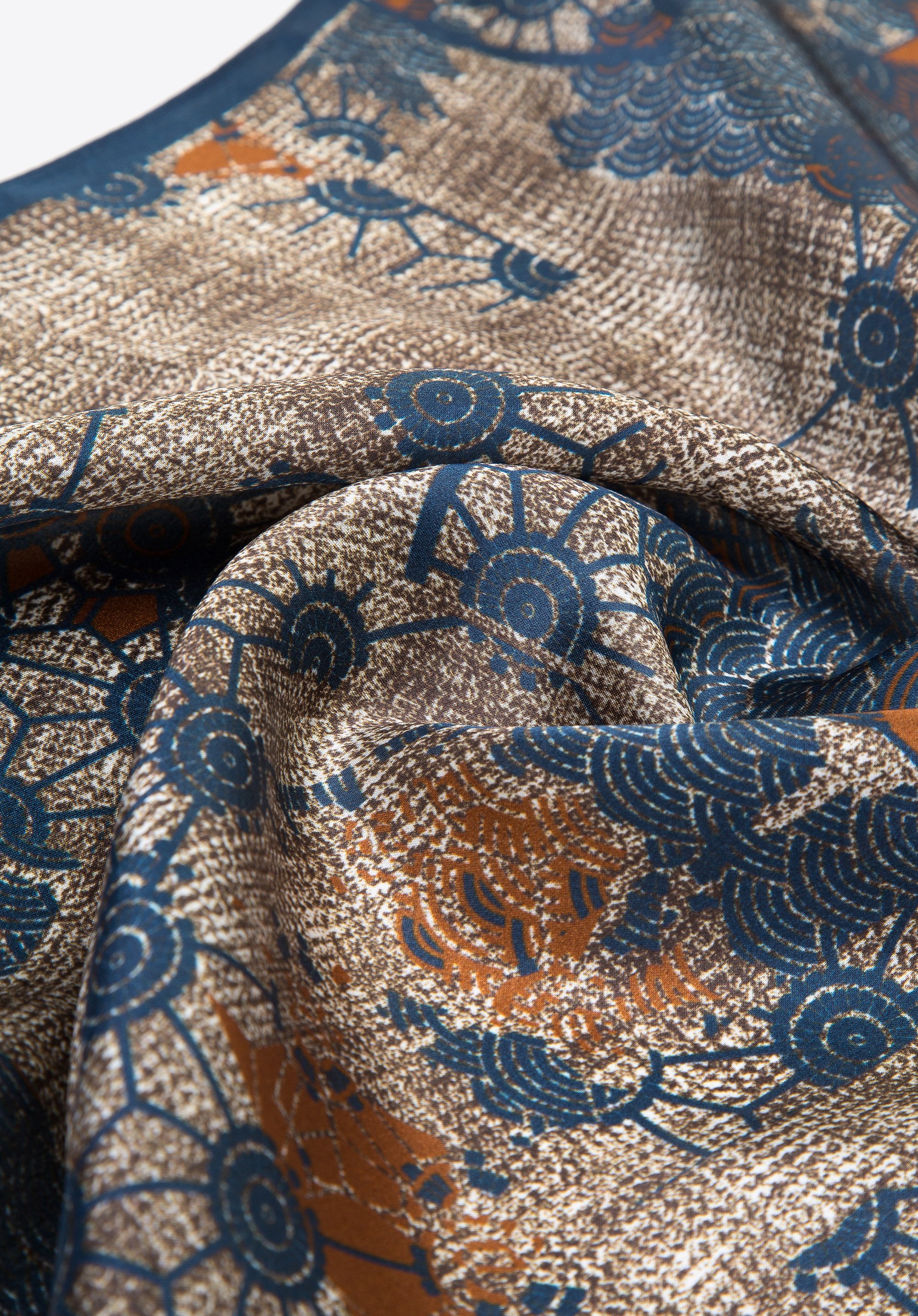 Damska apaszka jedwabna we wzory