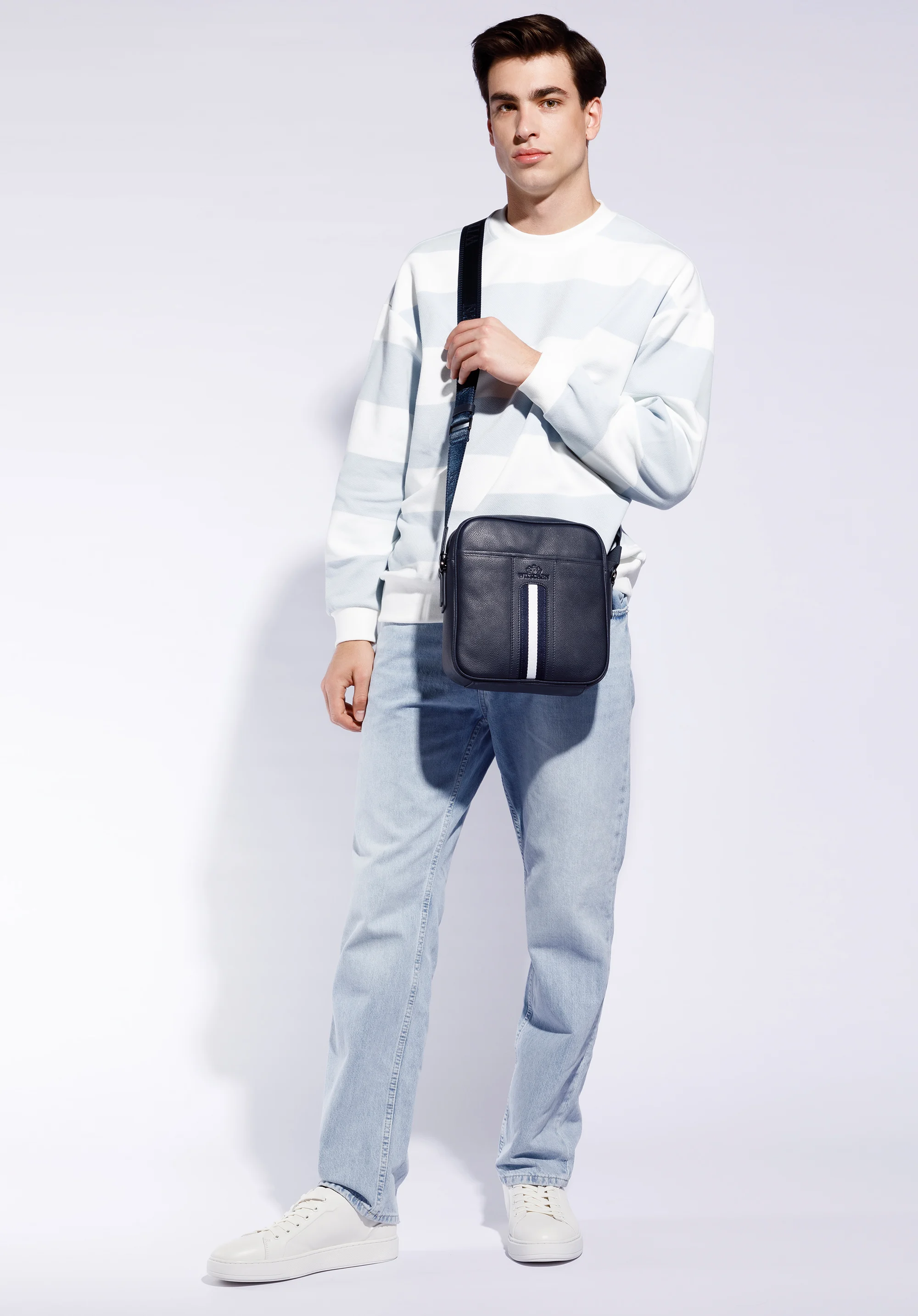 Męska listonoszka skórzana z tasiemką