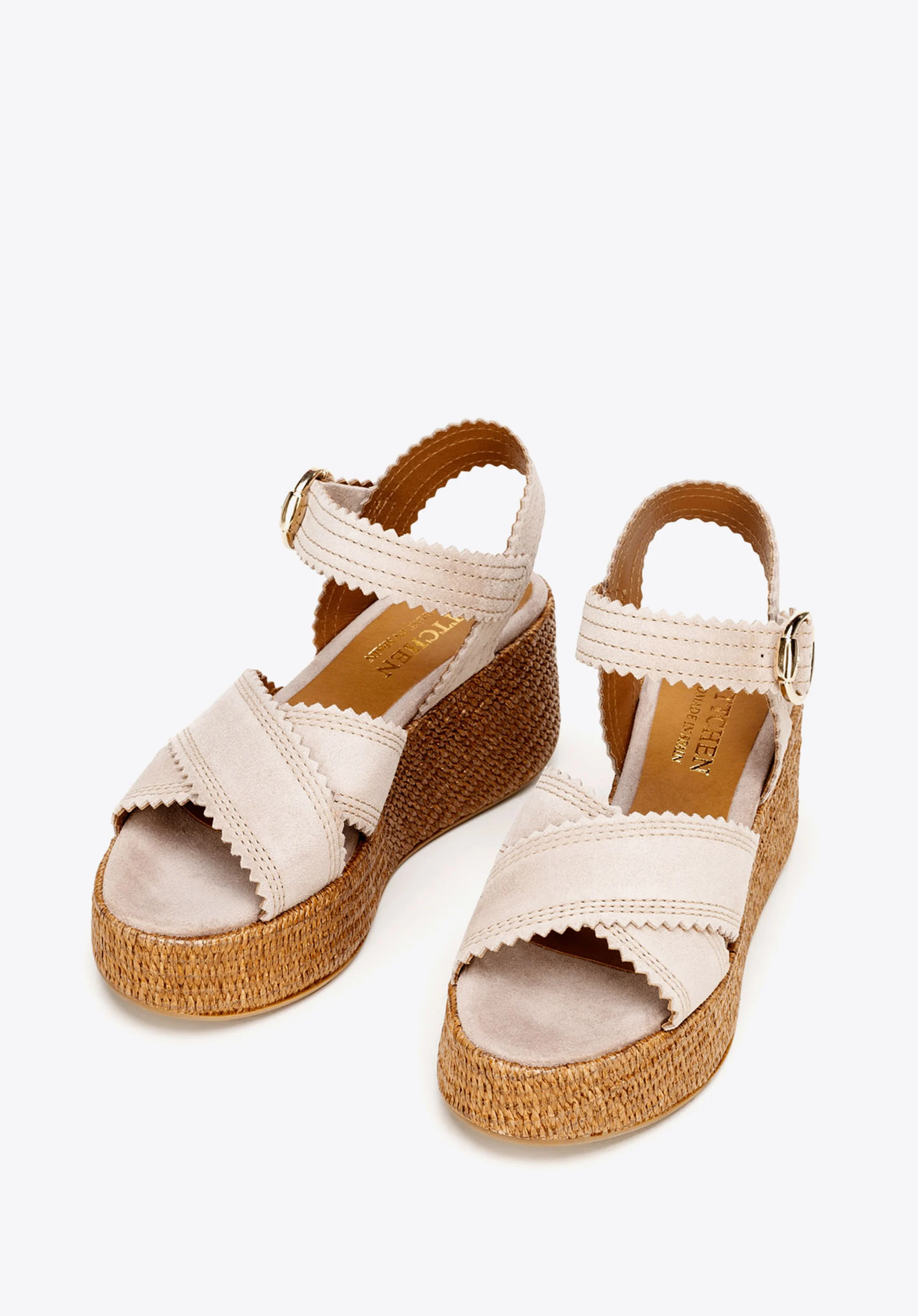 Sandały espadryle zamszowe na platformie