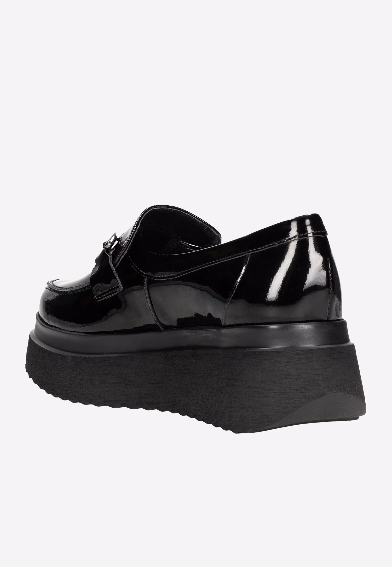 Czarne lakierowane mokasyny damskie na wysokiej platformie