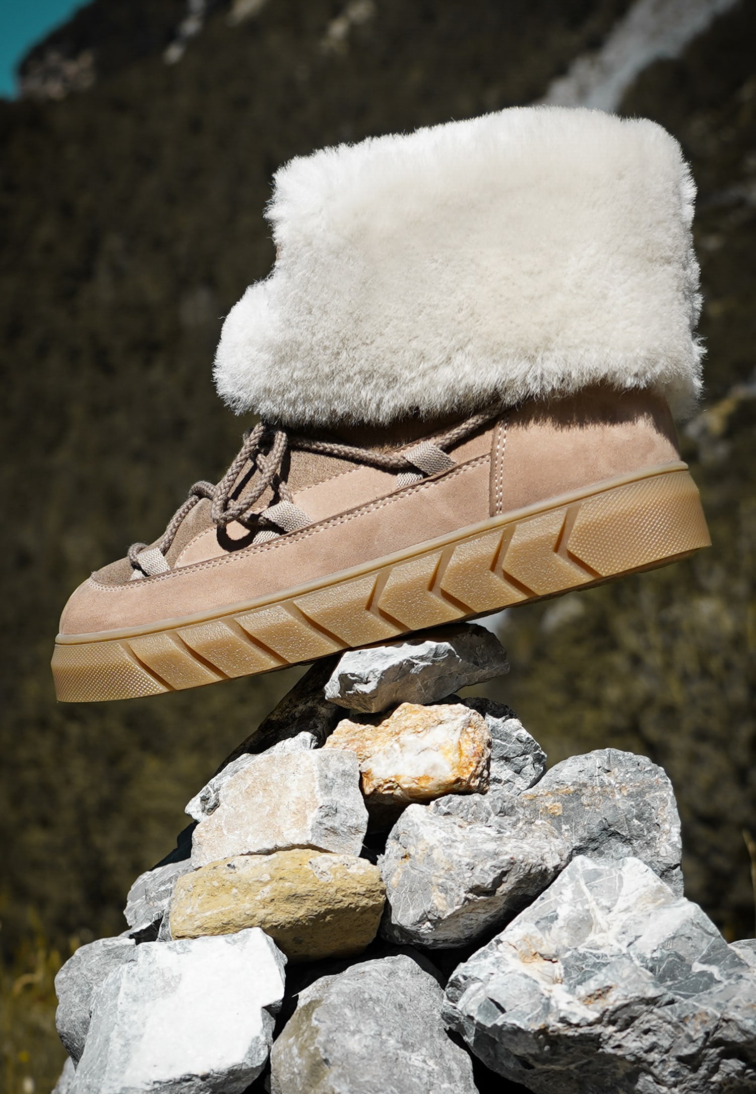 RELAKS czarne Śniegowce damskie z wywijaną, ocieplaną cholewką