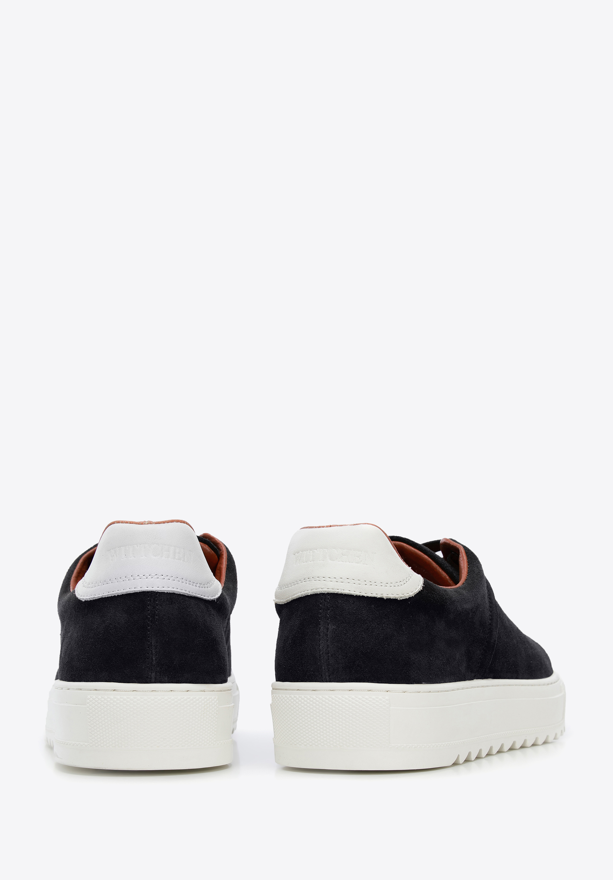 Męskie sneakersy zamszowe na grubej podeszwie