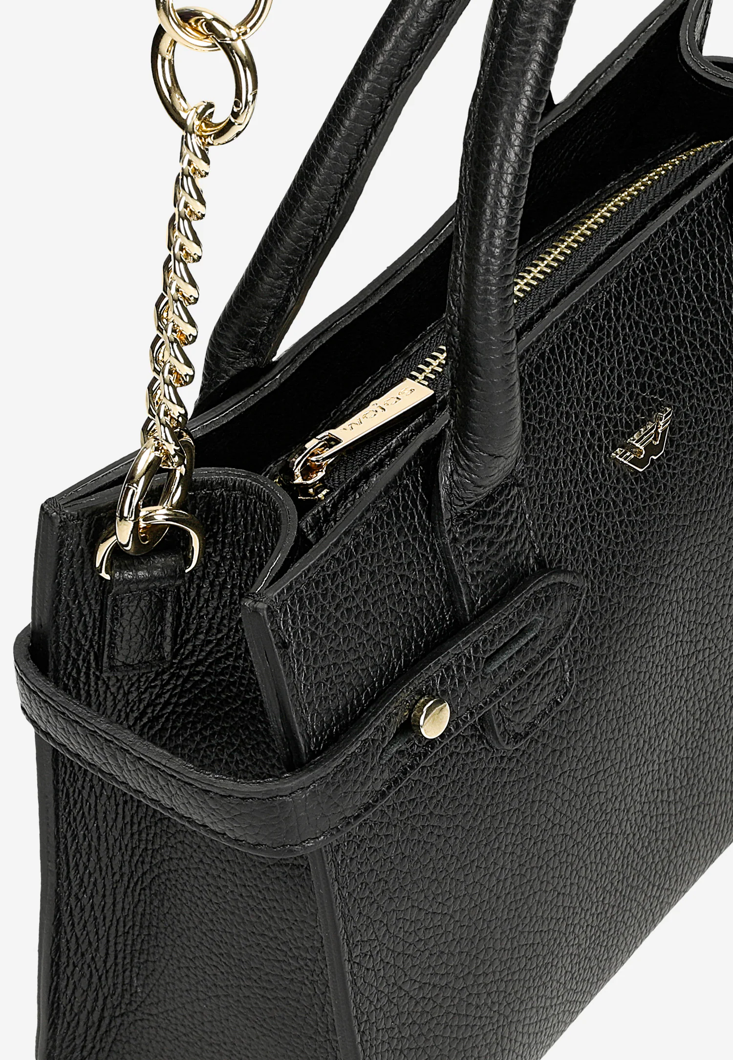 Czarna torebka damska typu kuferek