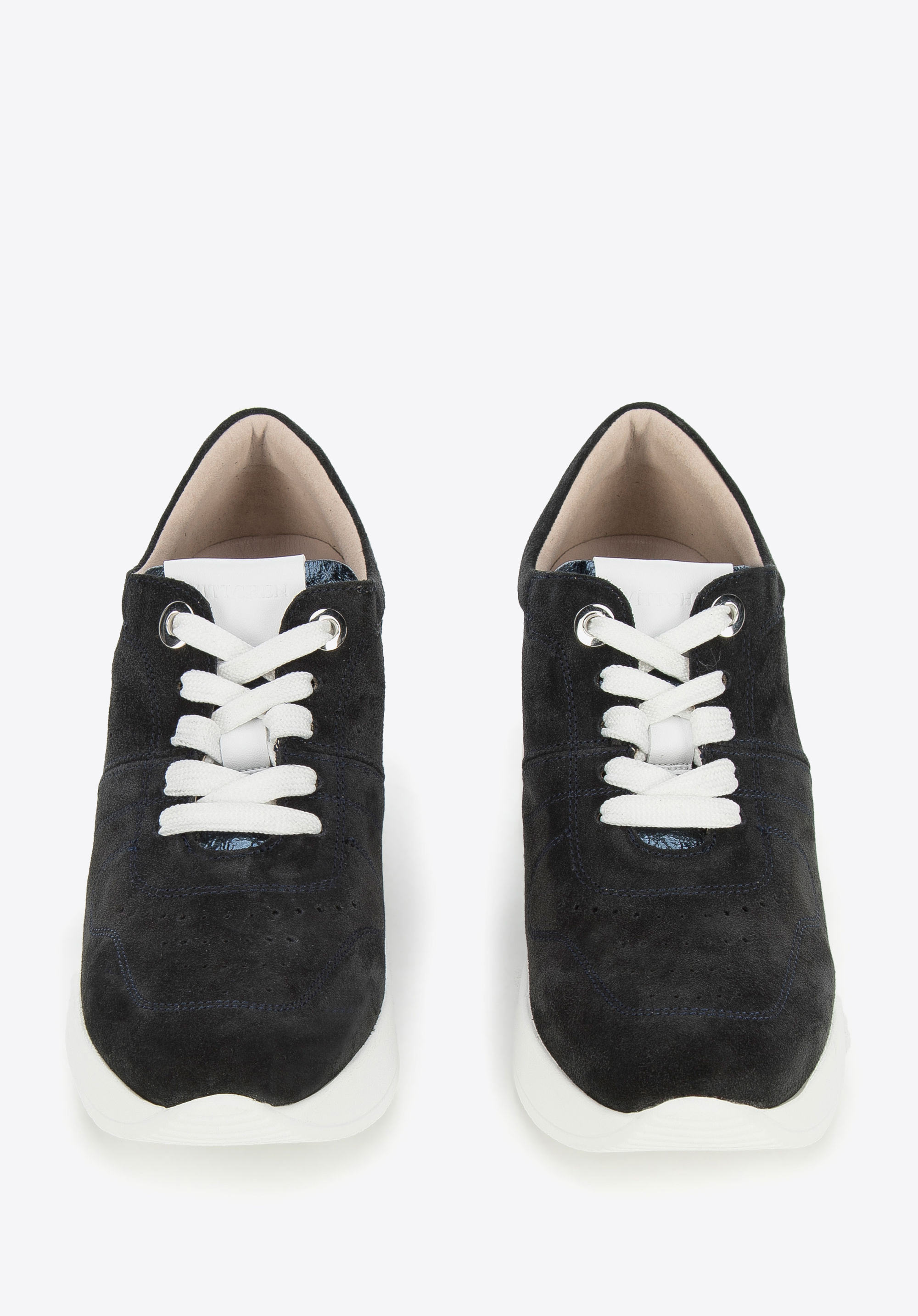 Damskie sneakersy zamszowe na koturnie w pasy