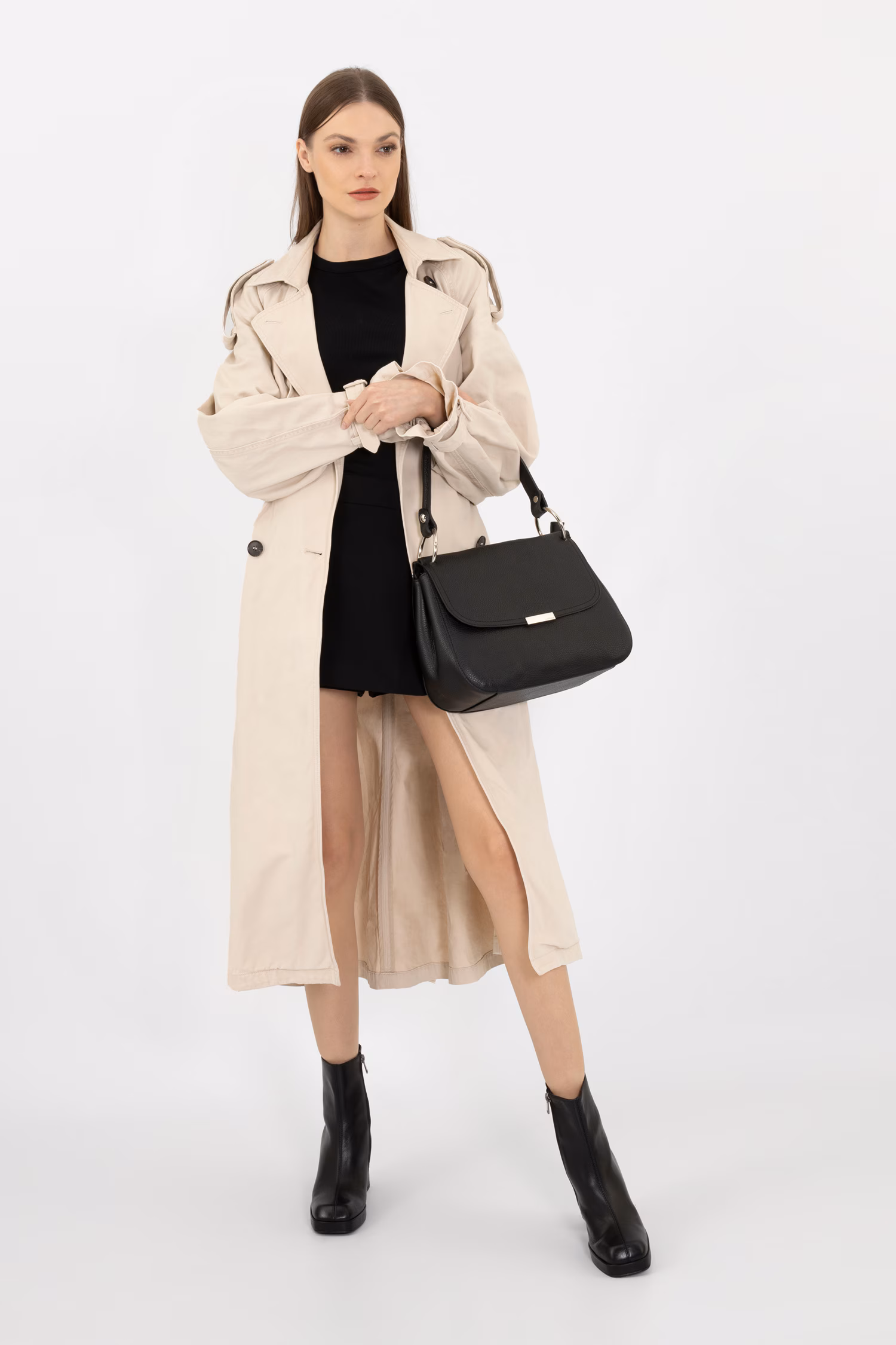 Jasnobeżowa skórzana torebka damska