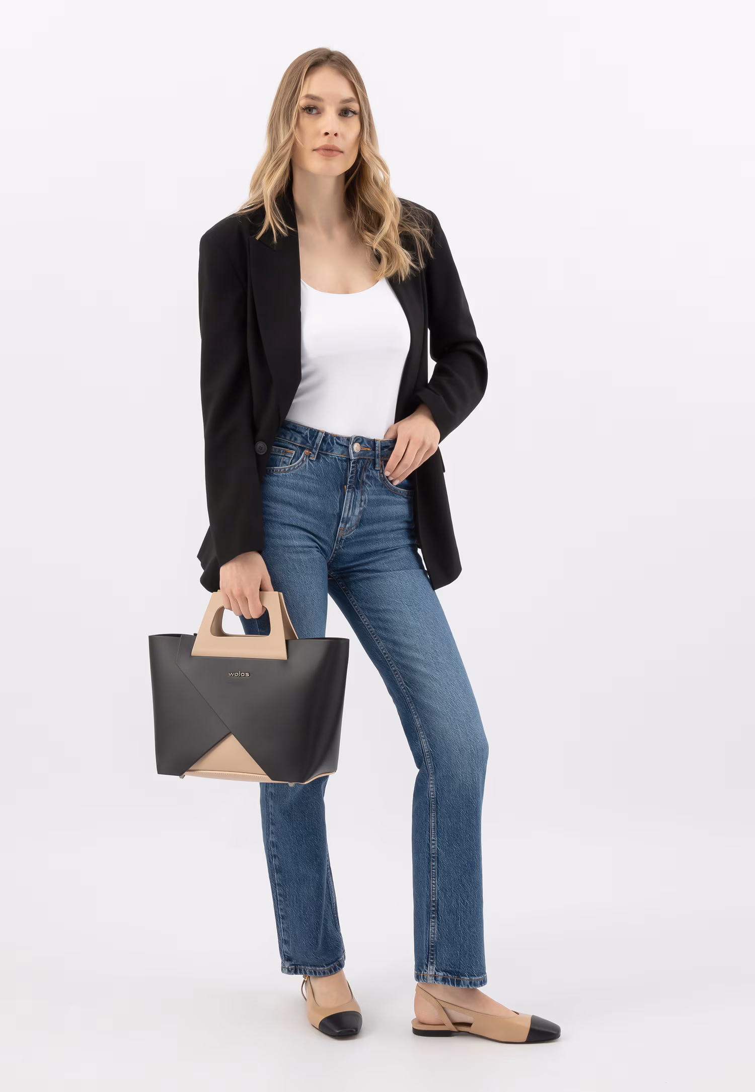 Czarno-beżowa torebka damska typu kuferek