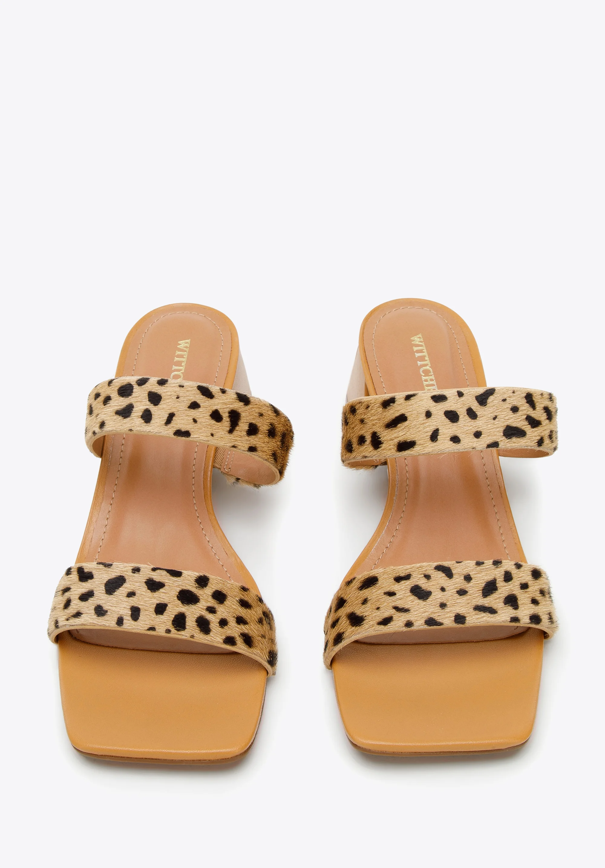 Damskie klapki skórzane z cienkimi paskami