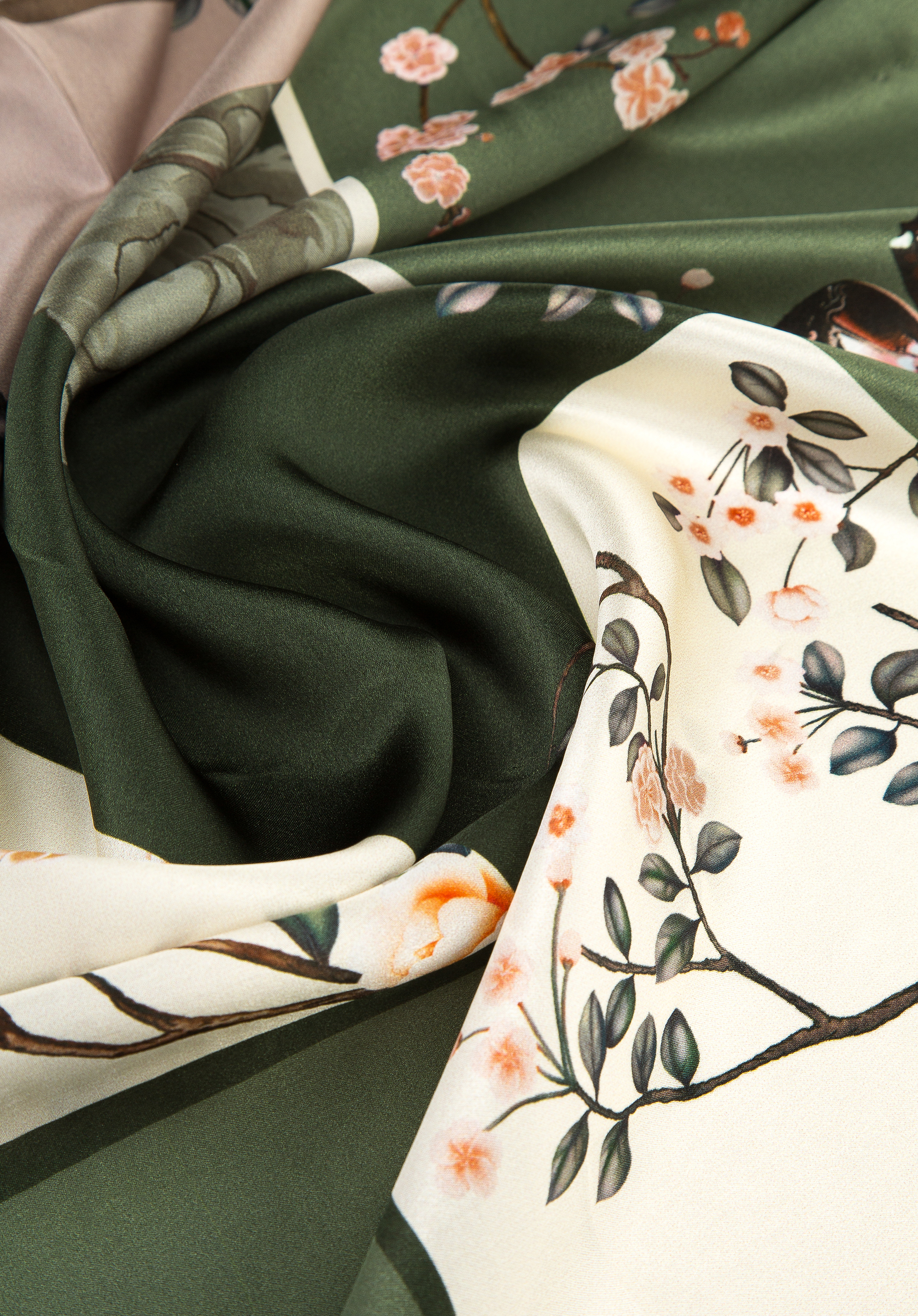 Damska chusta jedwabna we wzory duża