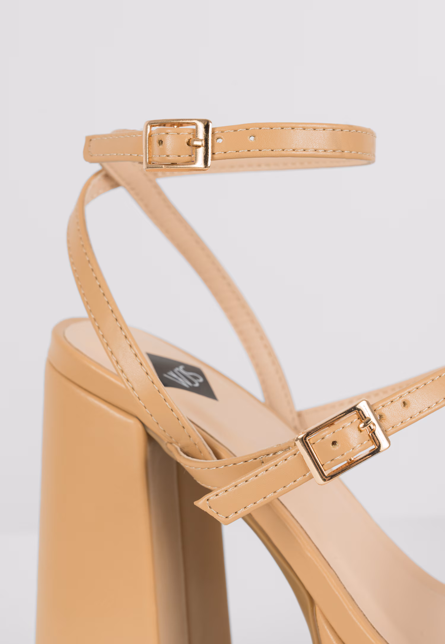 WJS beżowe masywne sandały damskie na wysokim obcasie