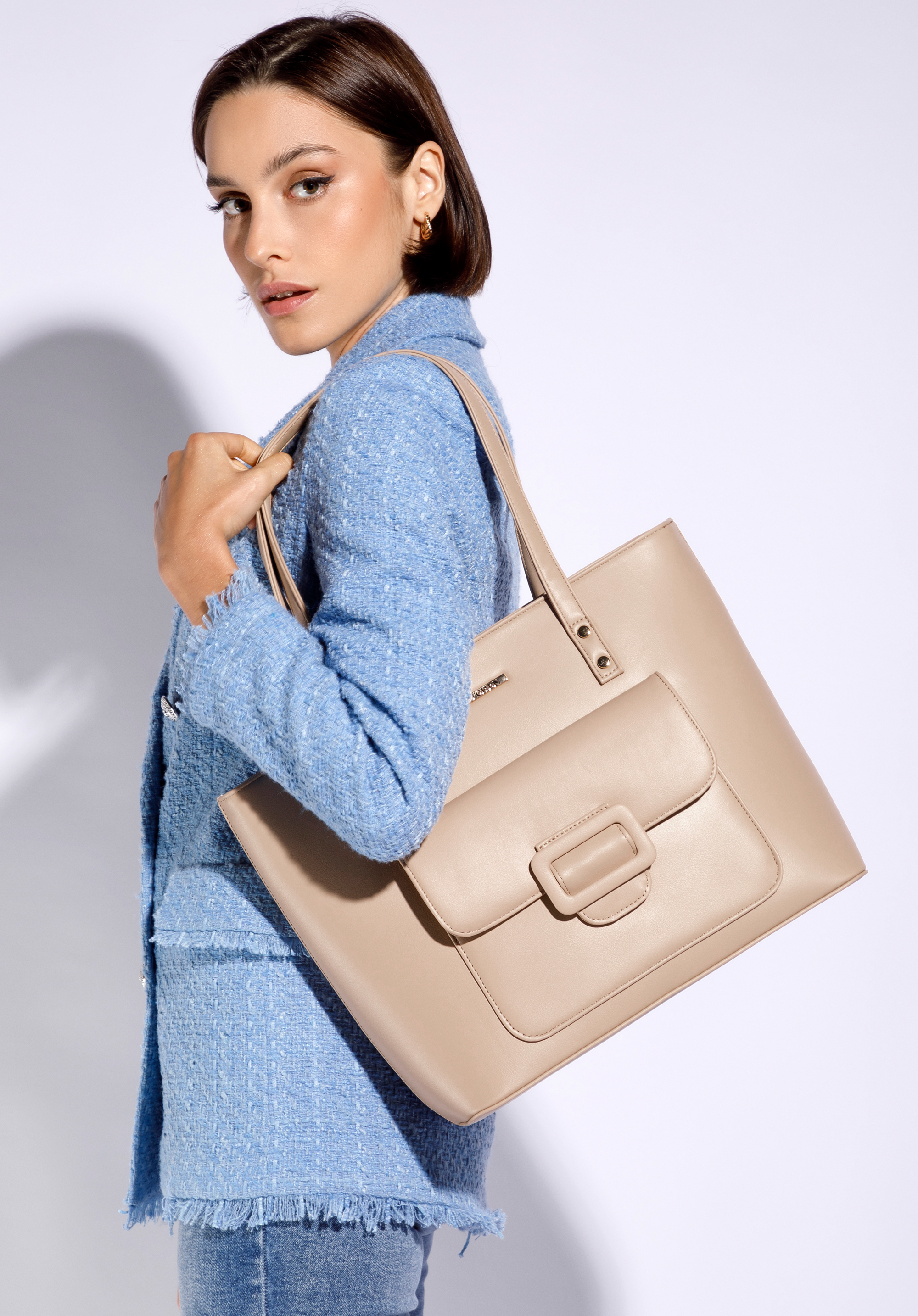 Torebka shopperka z ekoskóry z klamerką