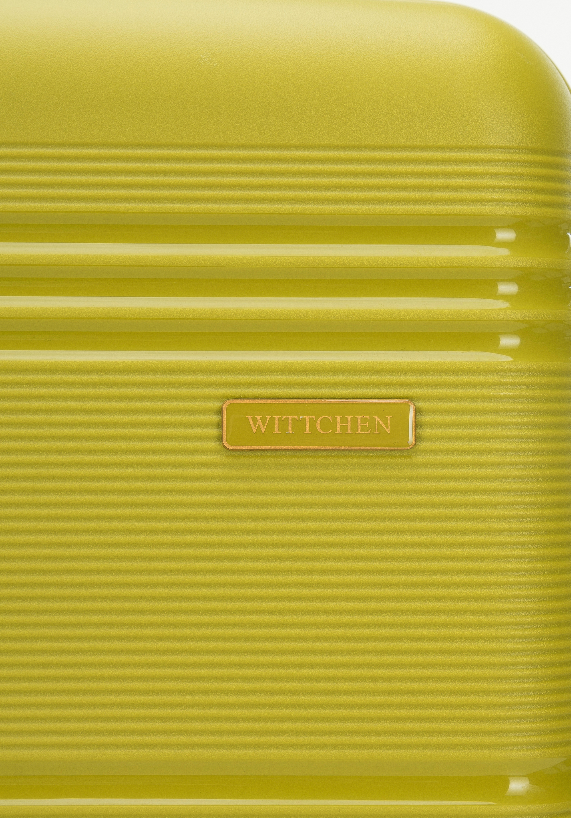 Średnia walizka z polipropylenu jednokolorowa