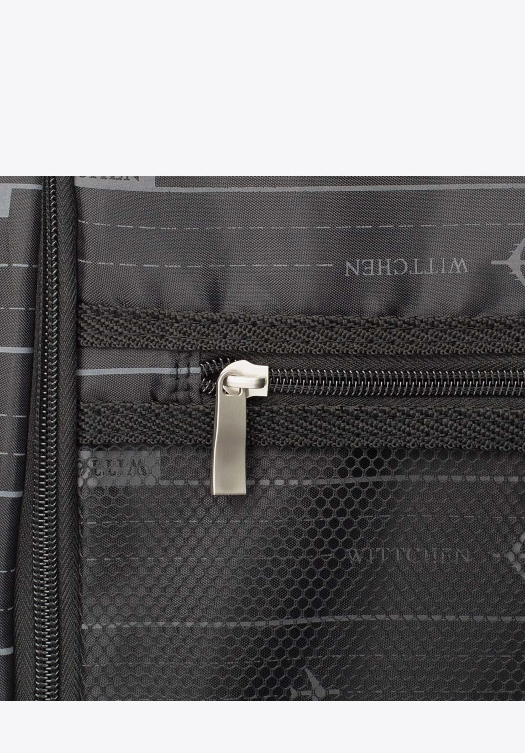 Walizka kabinowa z polipropylenu żłobiona