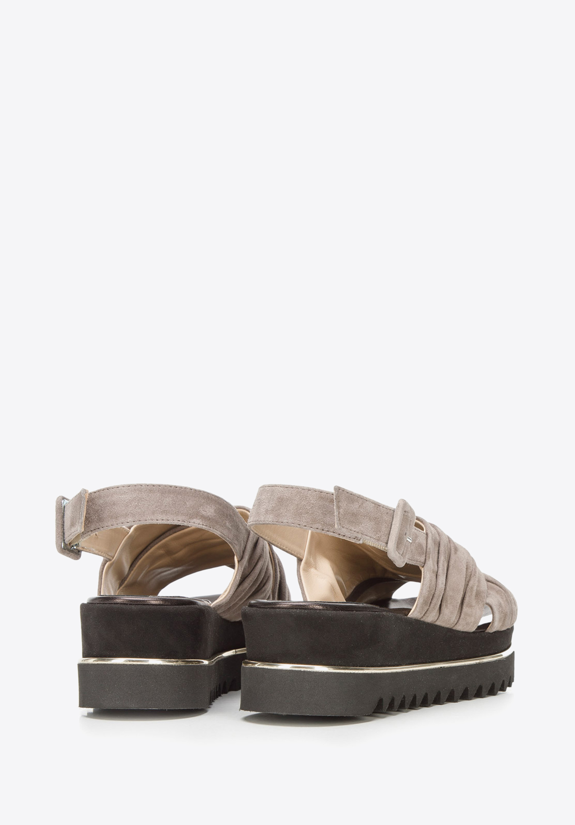 Damskie sandały zamszowe na platformie