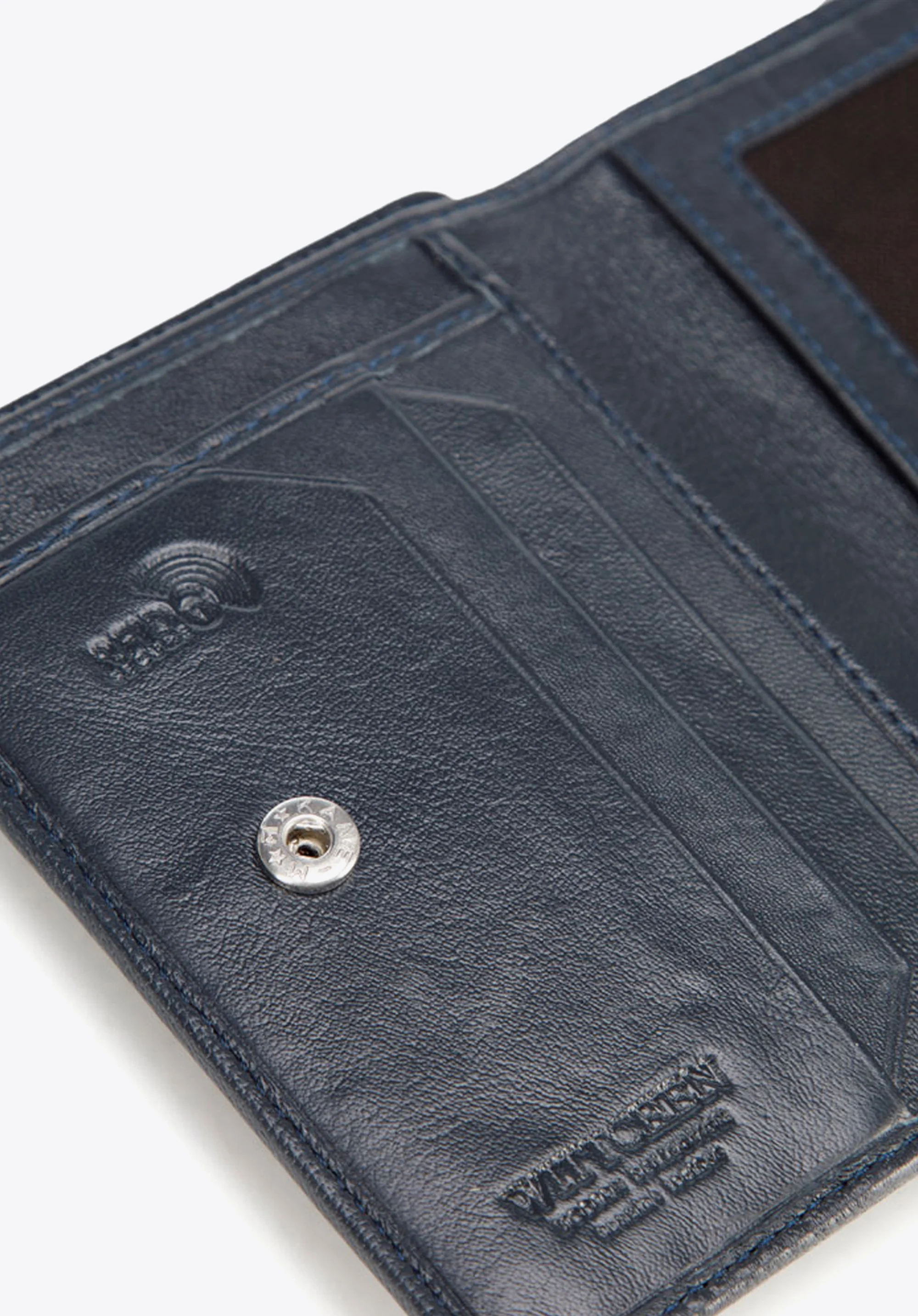 Portfel ze skóry z zapięciem UNISEX