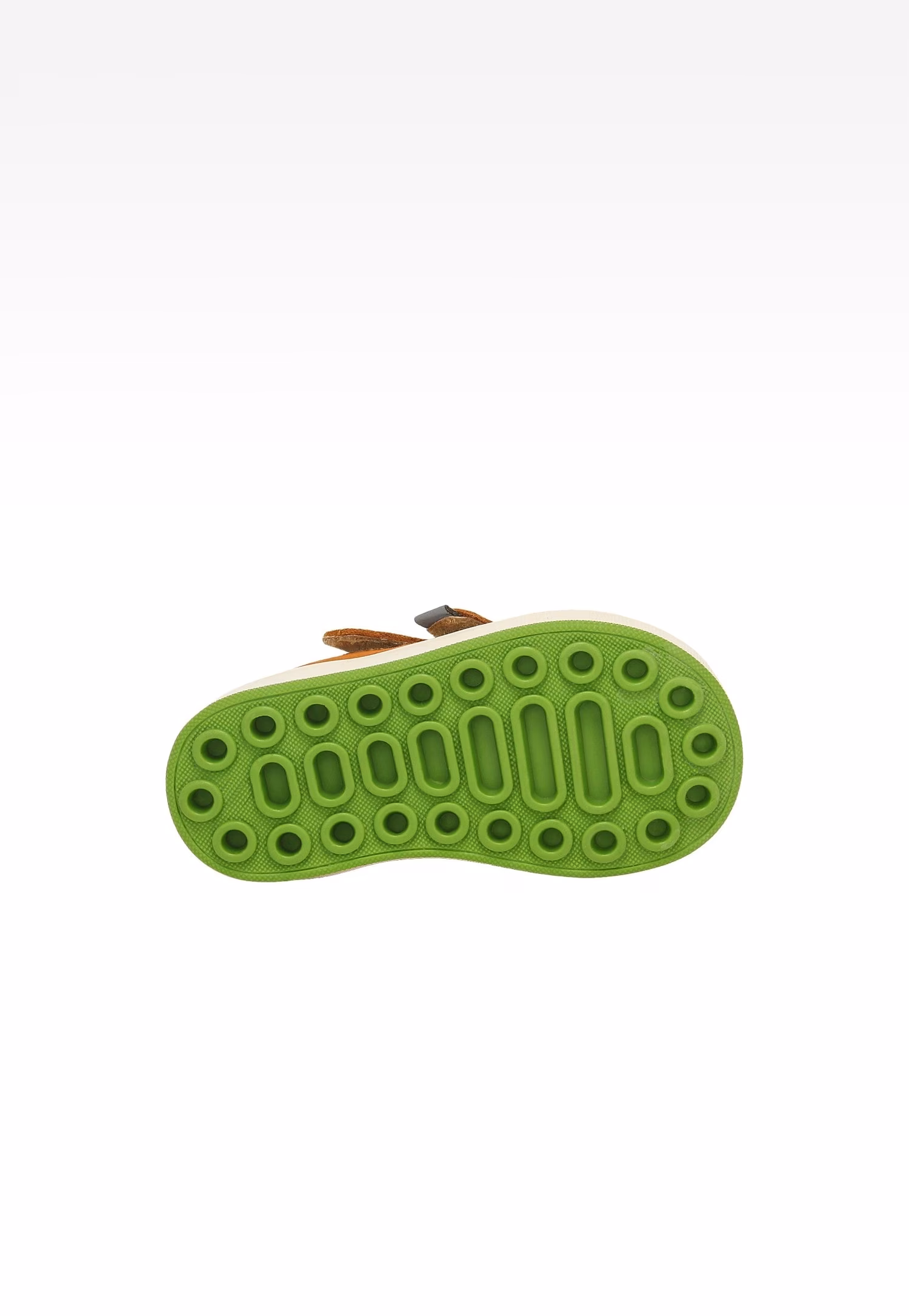 Pomarańczowe trzewiki BARTEK 1356806 z zieloną podeszwą