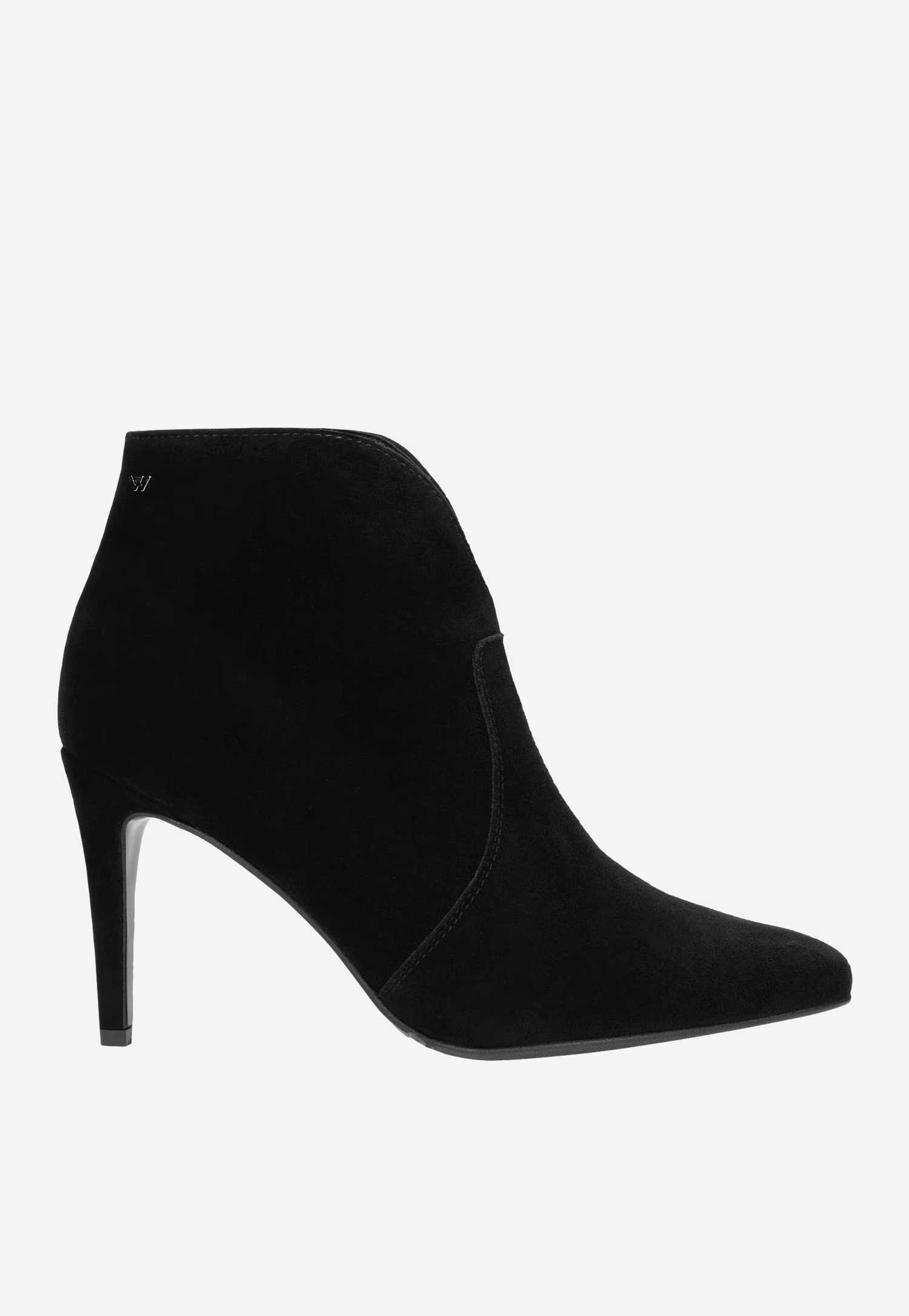 Czarne welurowe botki damskie na szpilce idealne na jesień