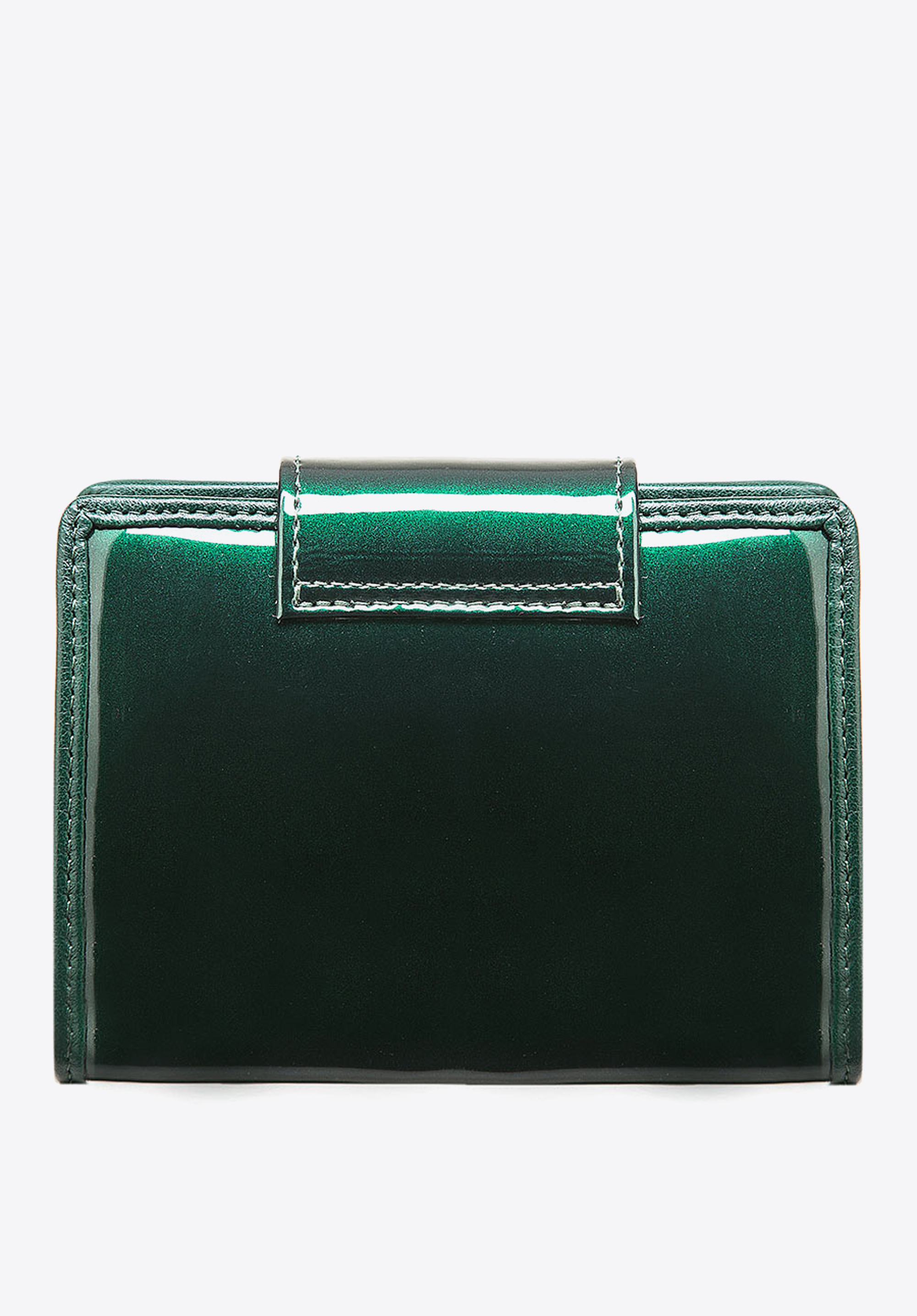 Damski portfel ze skóry lakierowany z ozdobną napą