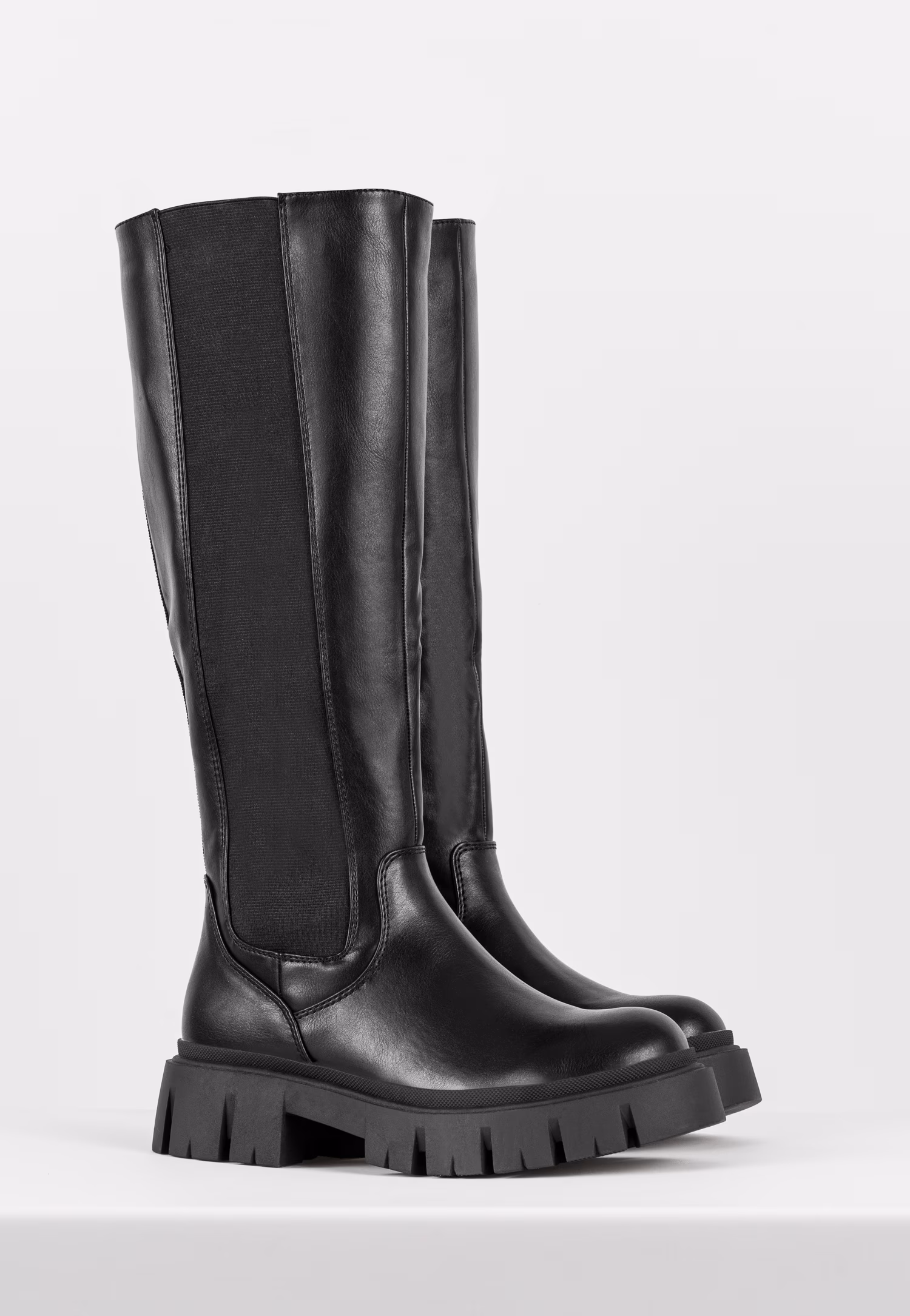 WJS czarne kozaki z elastyczną gumą na boku