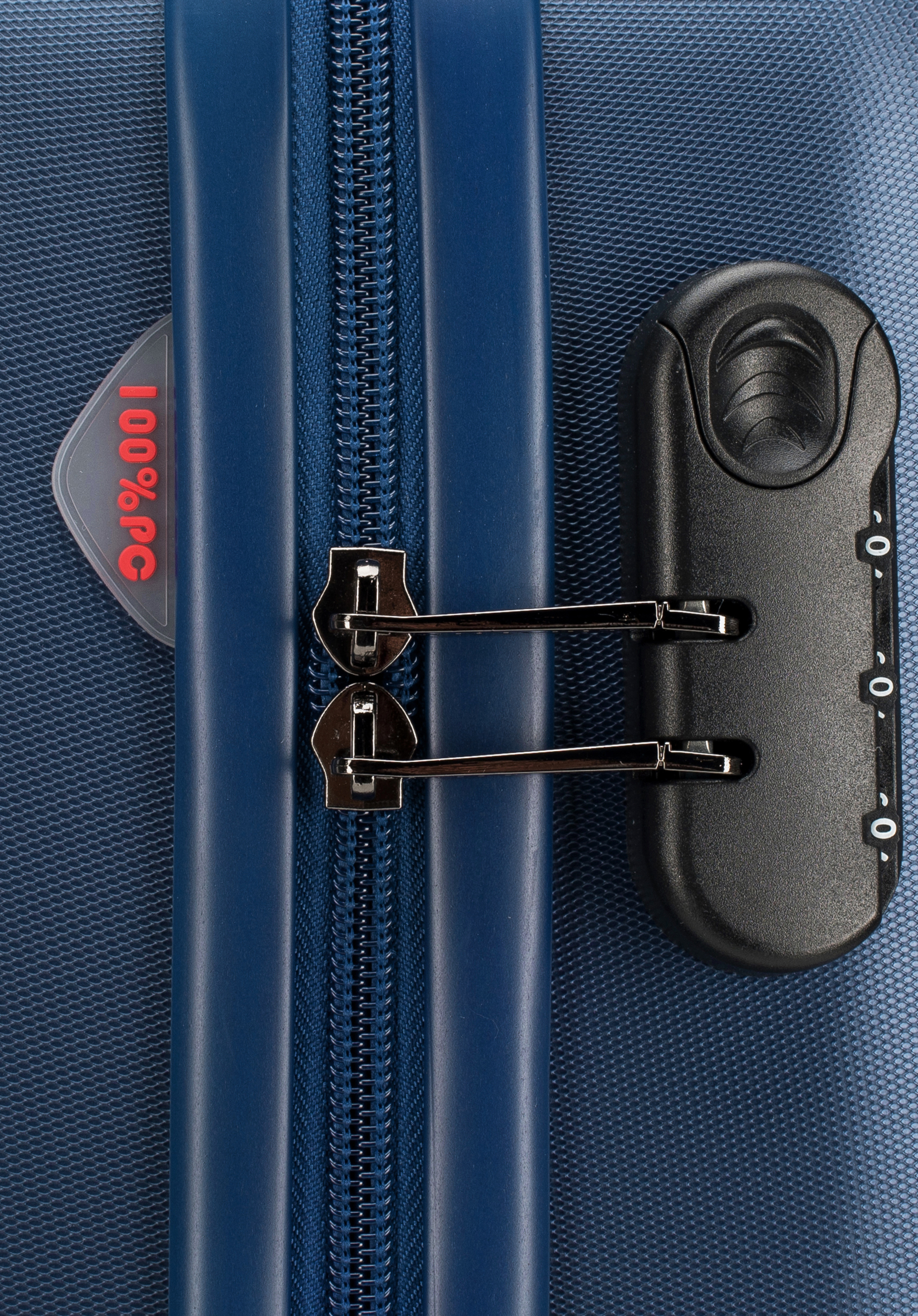 Walizka kabinowa z polikarbonu fakturowana