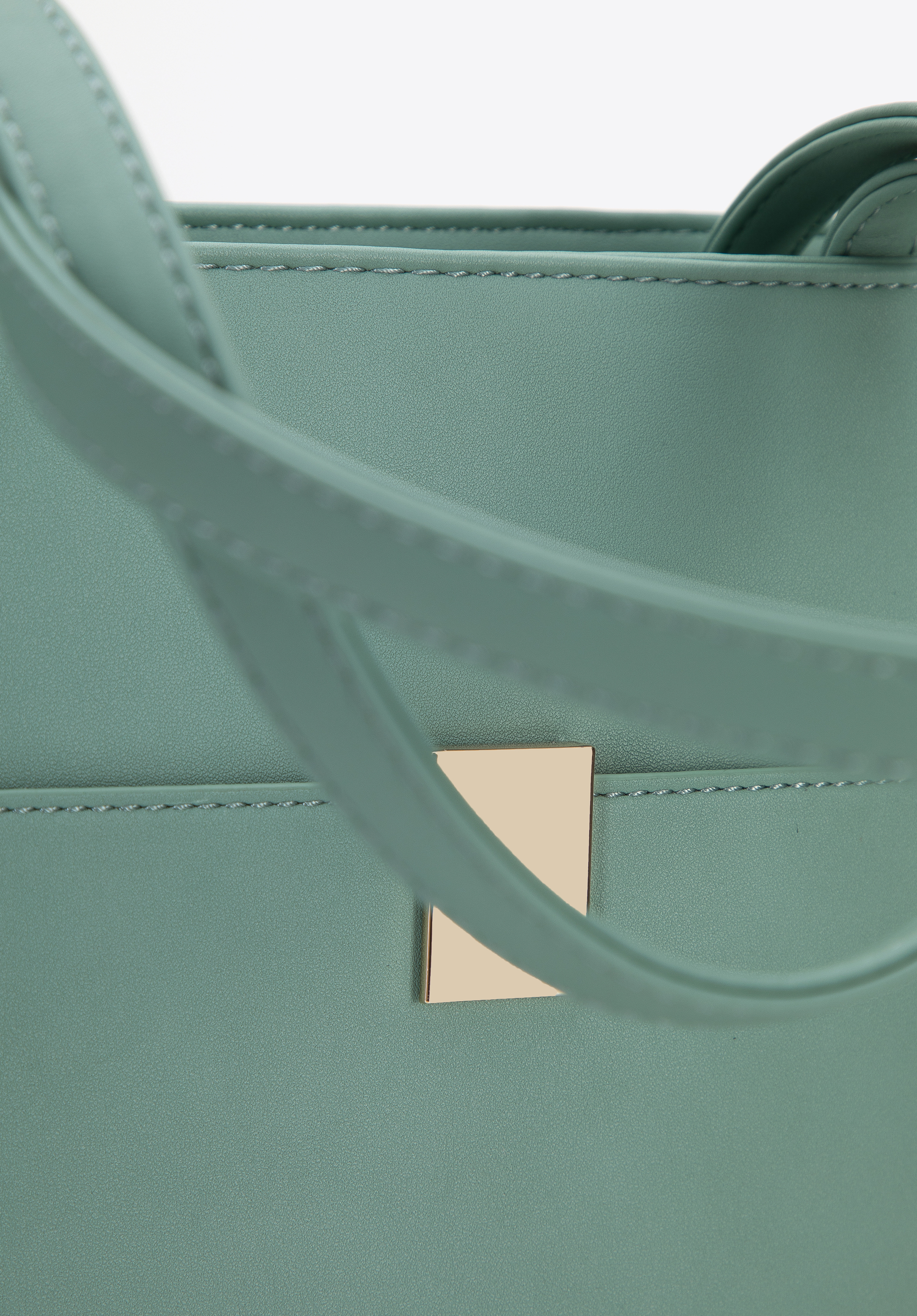 Torebka shopperka z ekoskóry z prostokątną klamrą