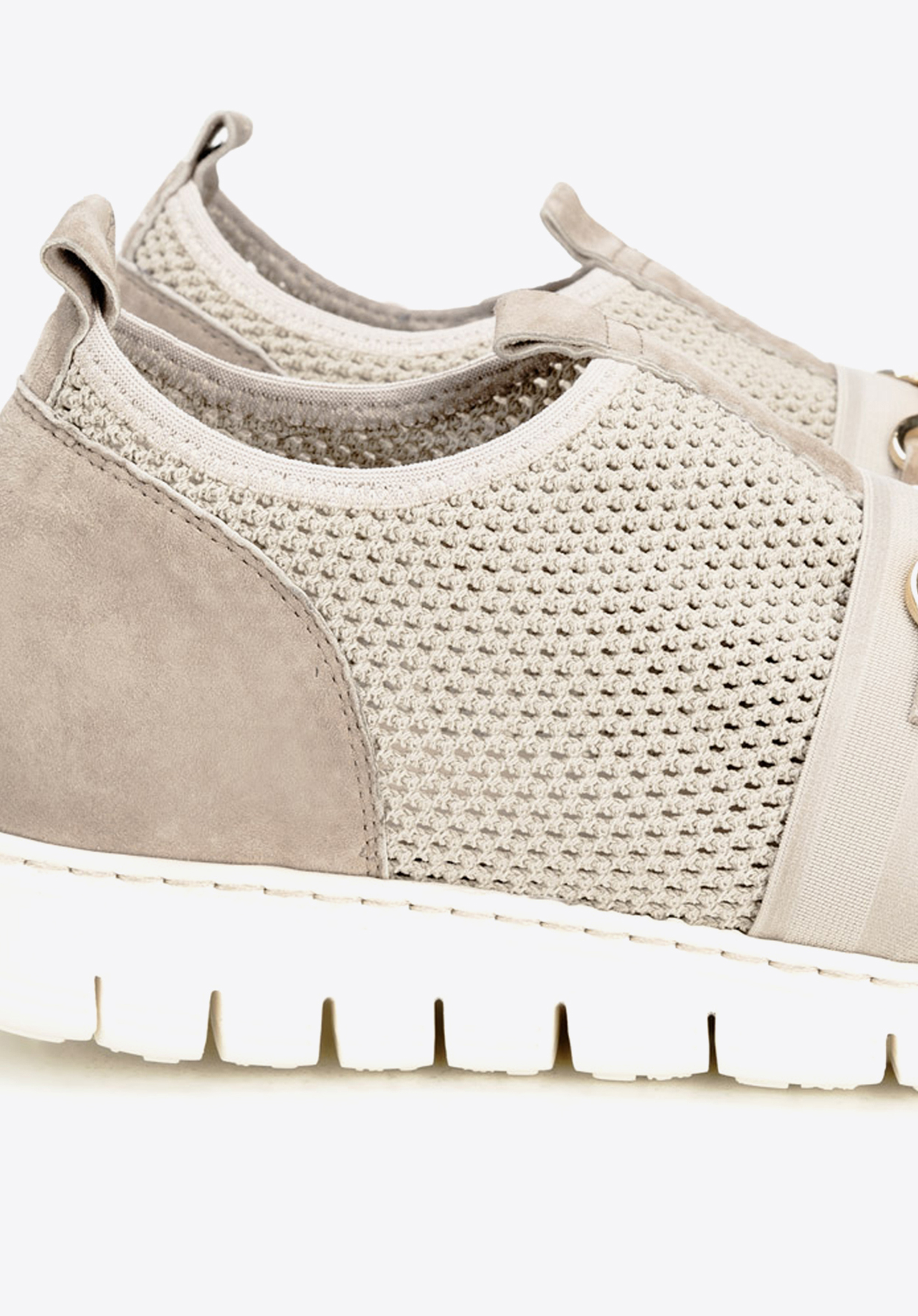 Damskie sneakersy z zamszu z siateczką