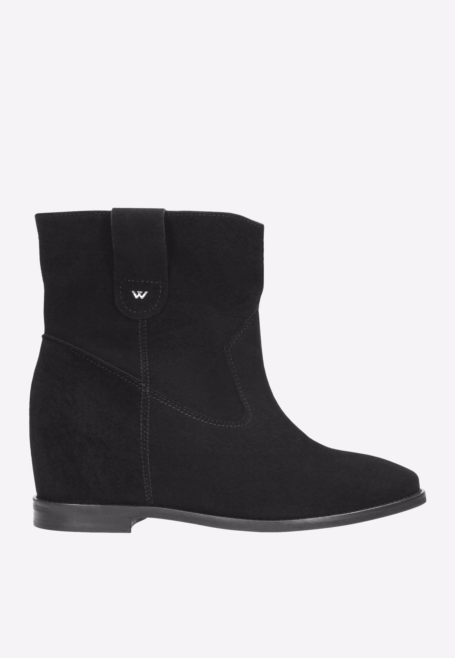 Czarne welurowe botki na koturnie