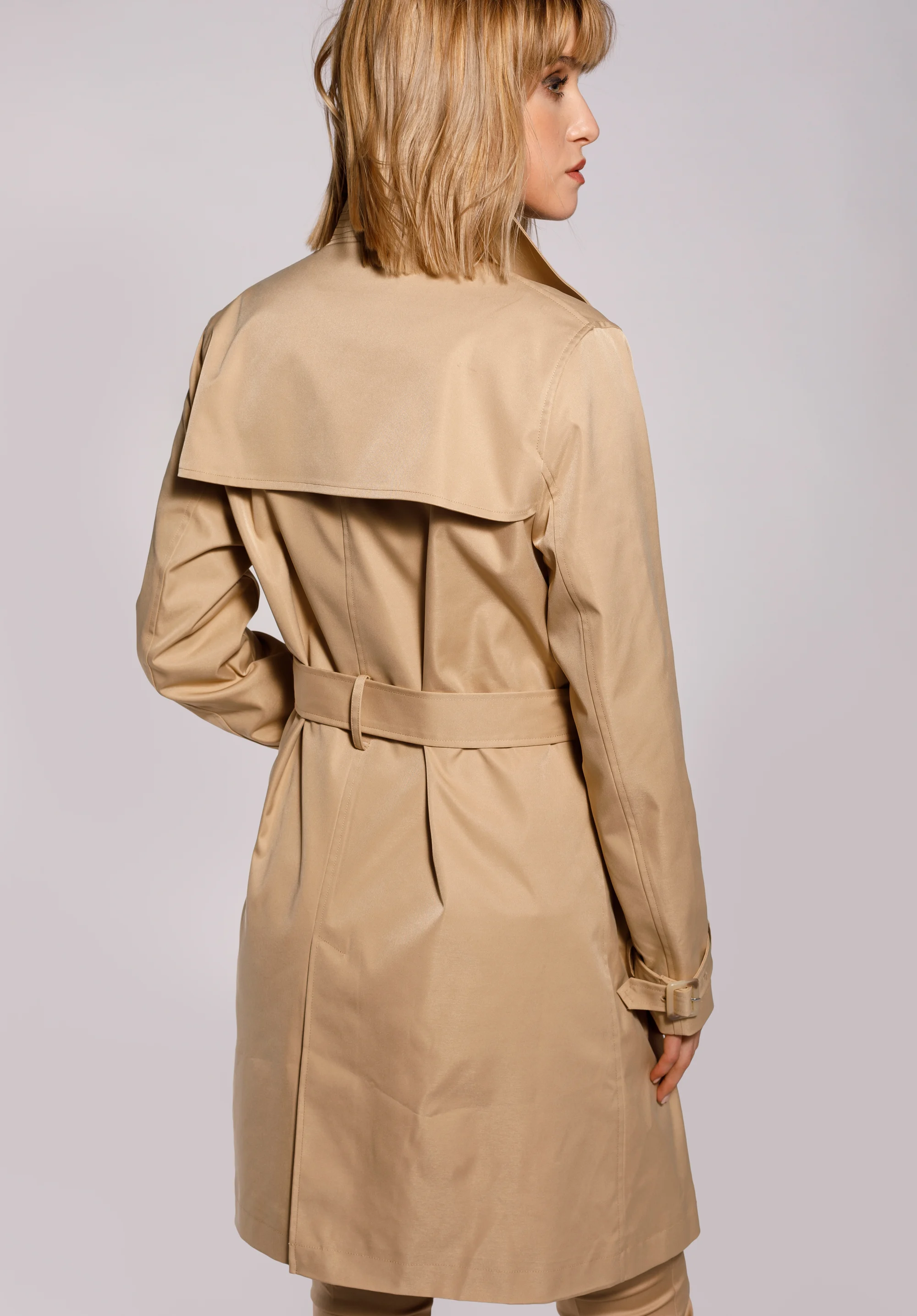 Damski trencz dwurzędowy