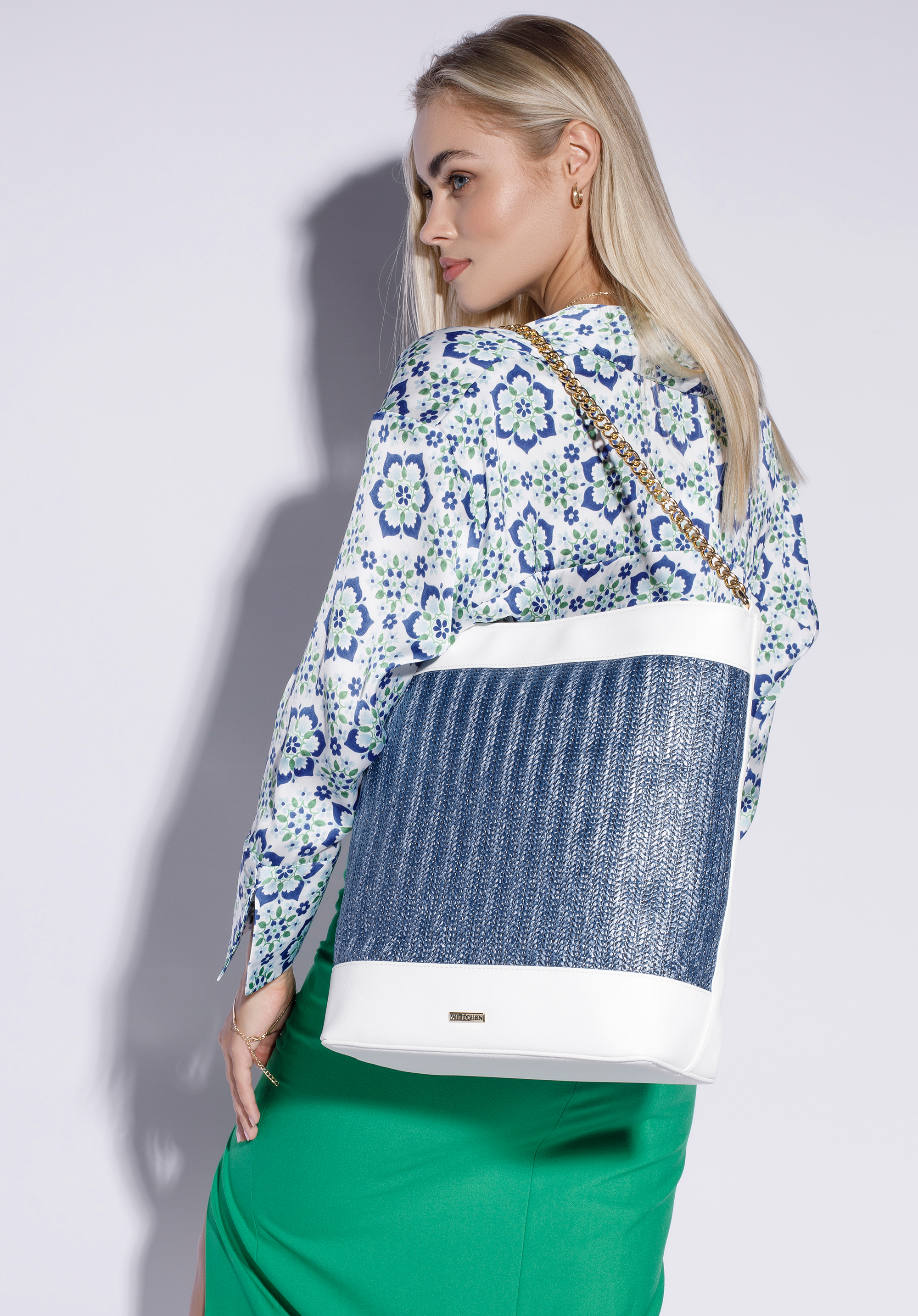 Torebka worek z plecionką na łańcuszku