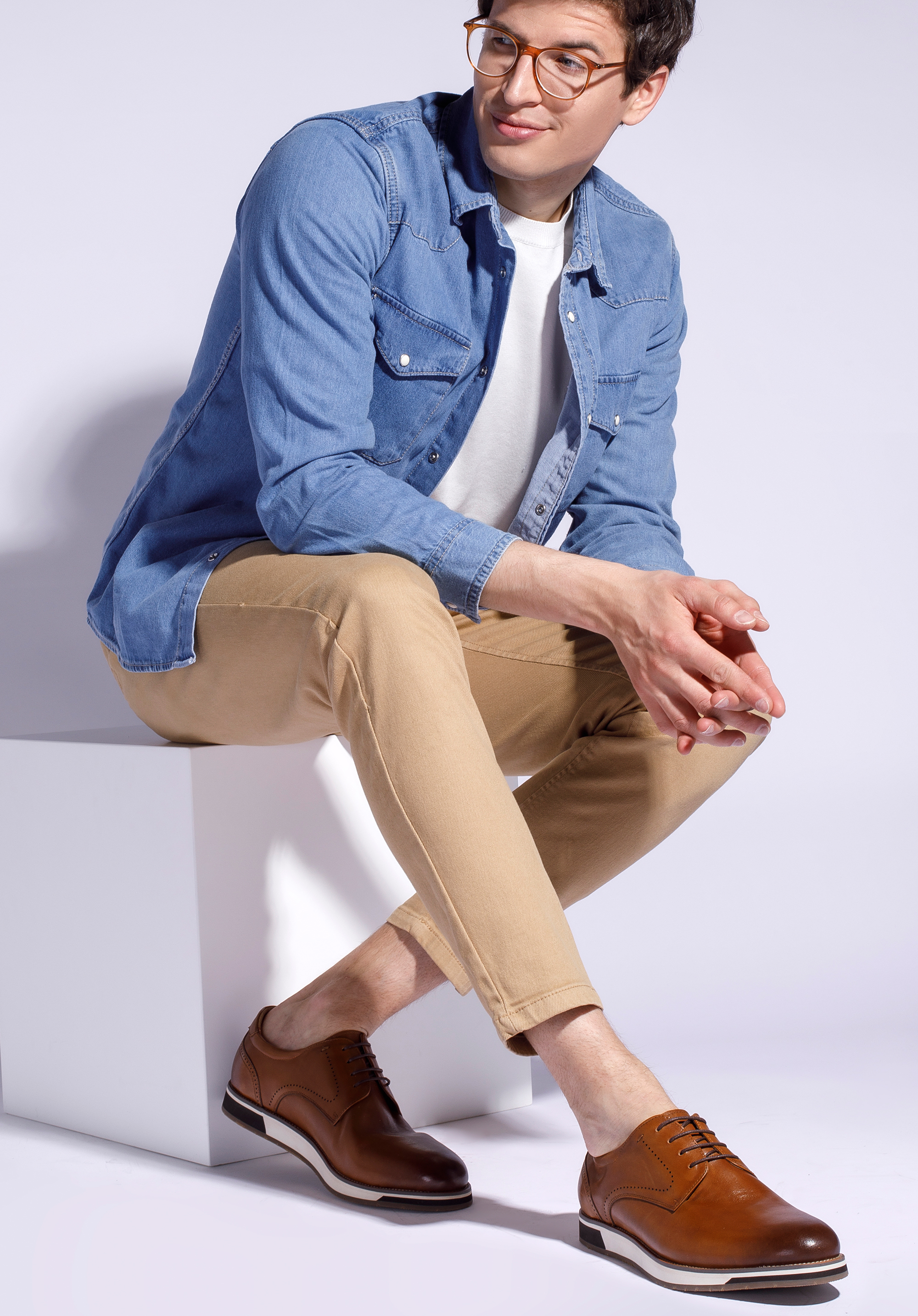 Męskie półbuty skórzane na sportowej podeszwie