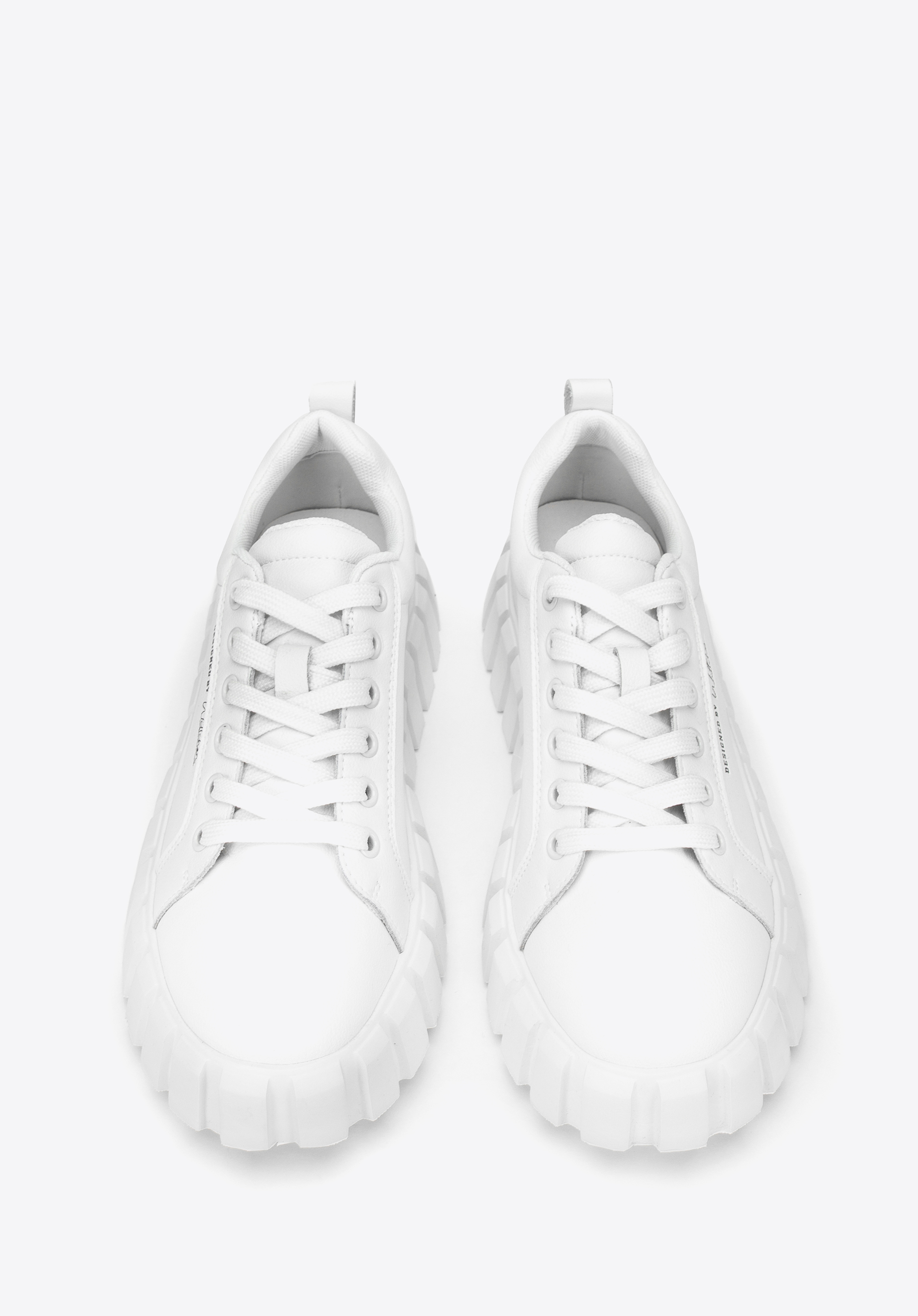 Damskie sneakersy skórzane na grubej platformie